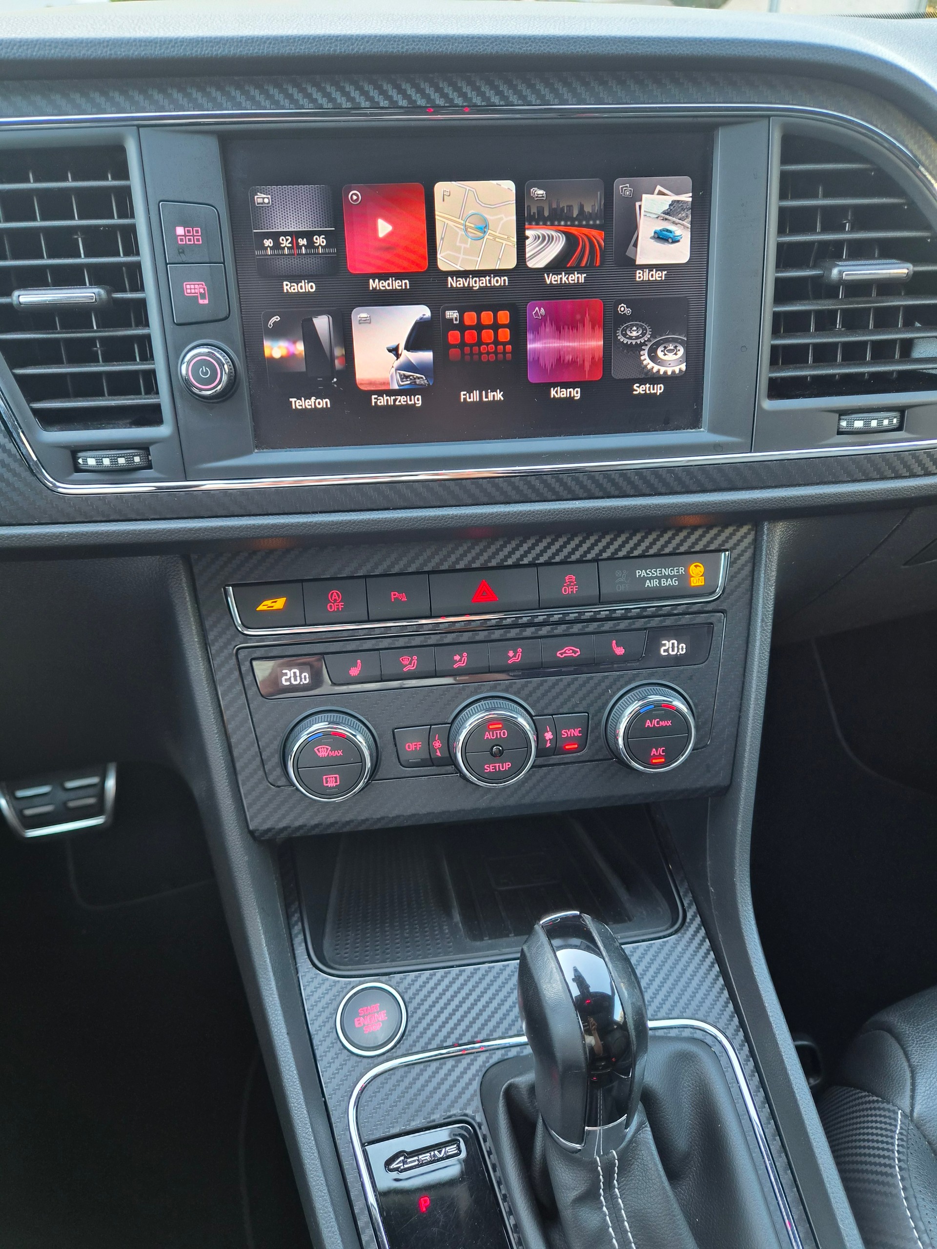 SEAT Leon ST 2.0 TSI Cupra 300 4 Drive DSG-image-9