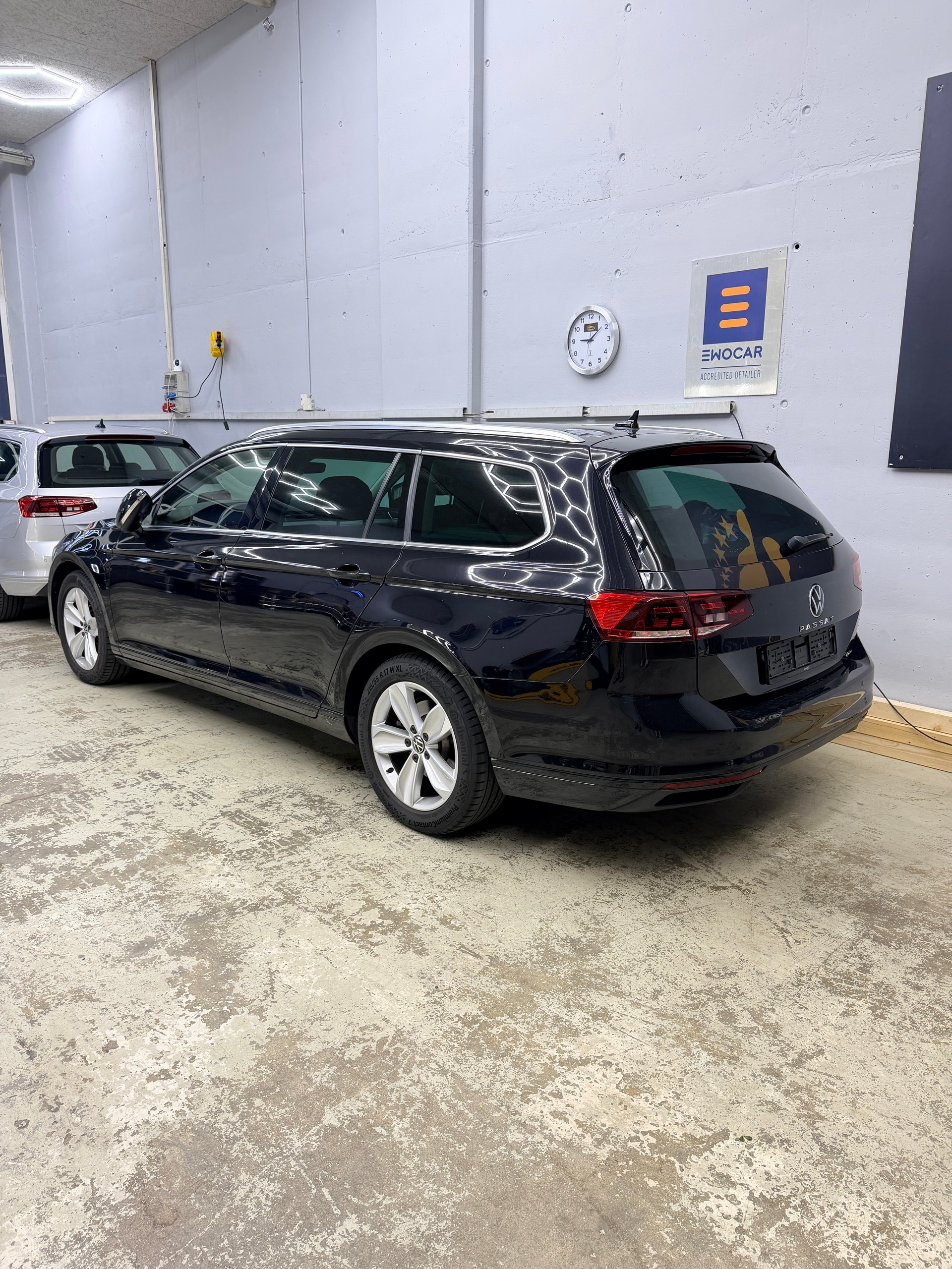 VW Passat 2.0 TDI BMT Business 4Motion DSG-image-1