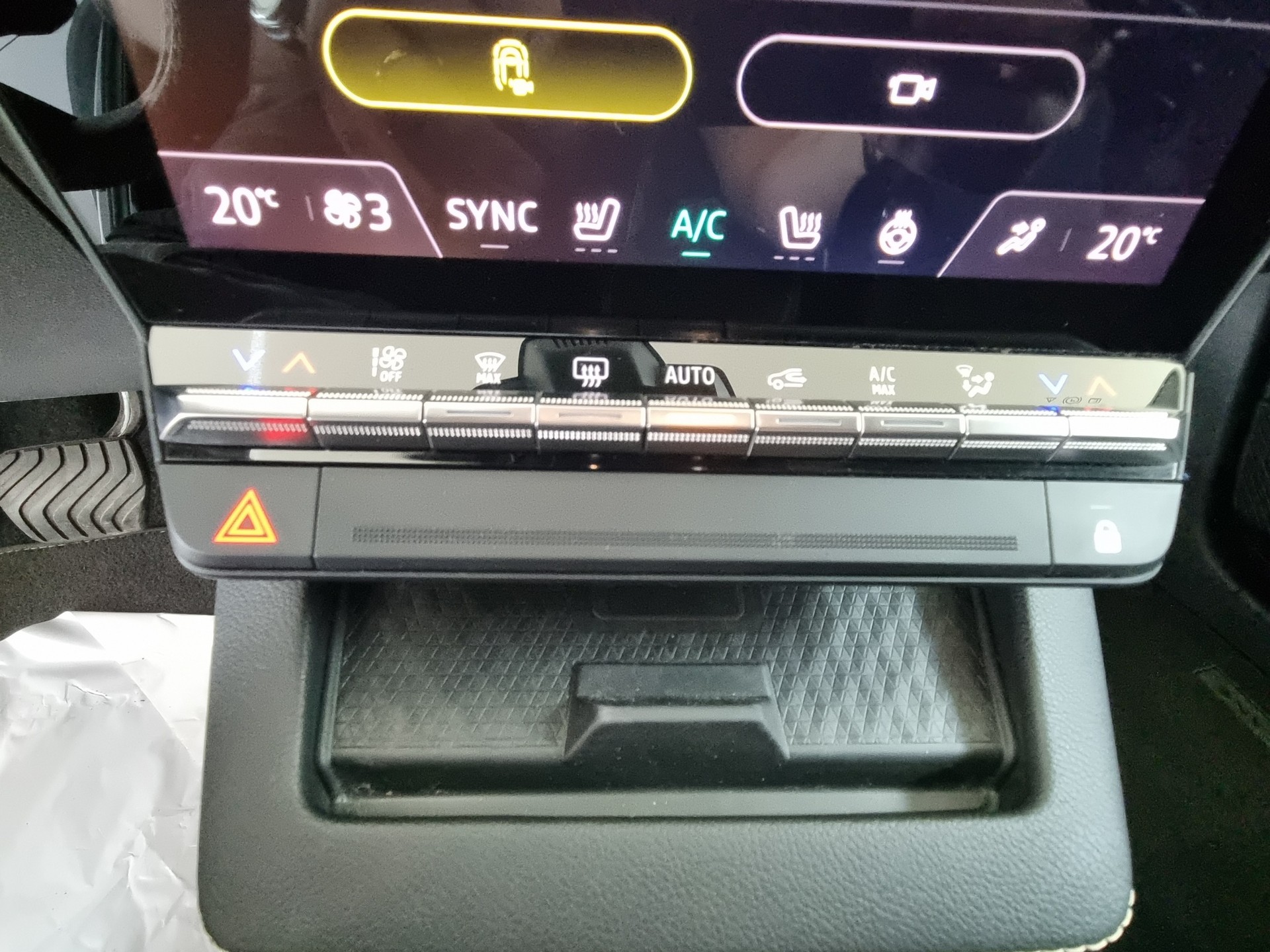 RENAULT Mégane E-Tech-image-14