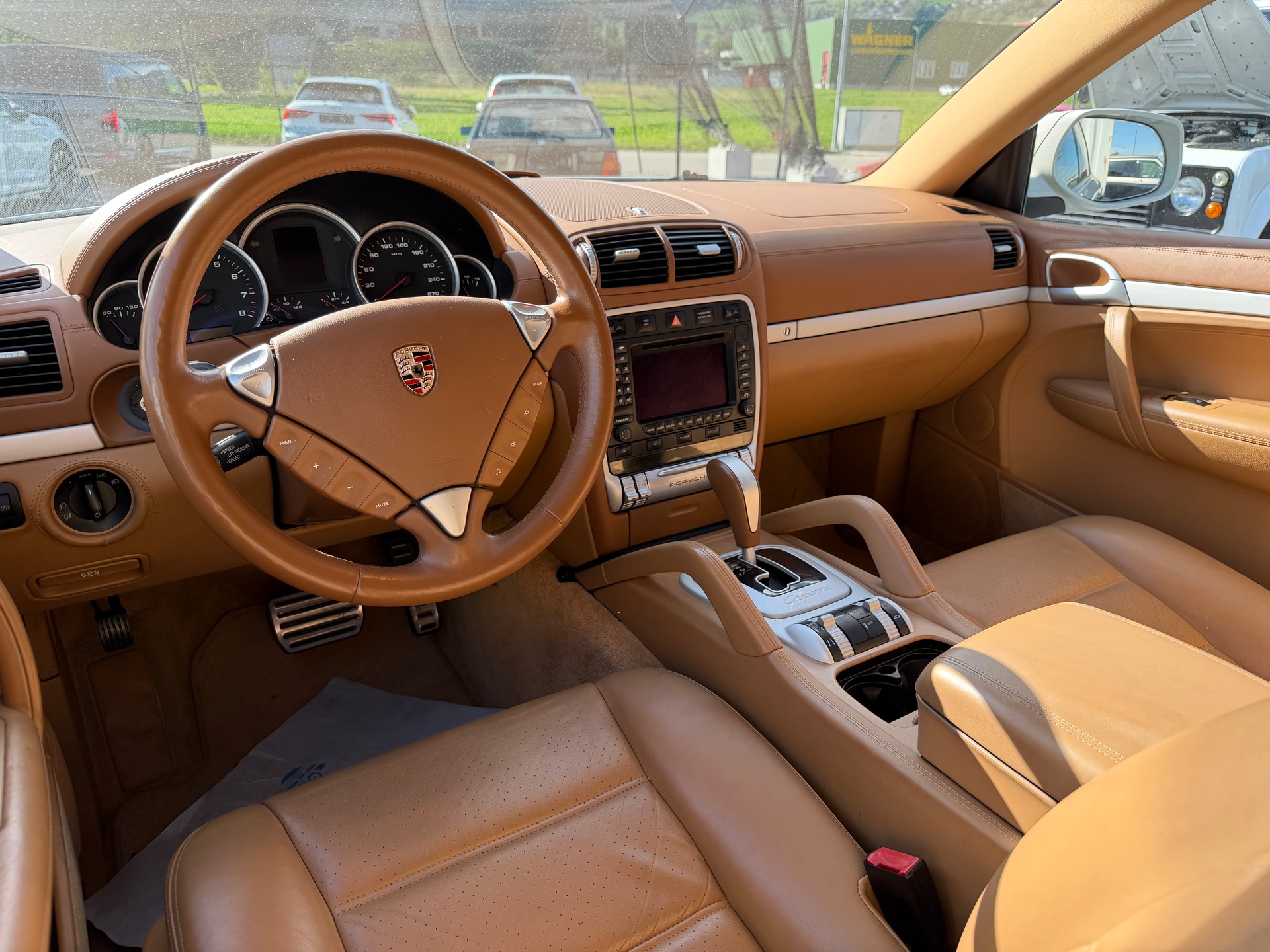 PORSCHE Cayenne S-image-4