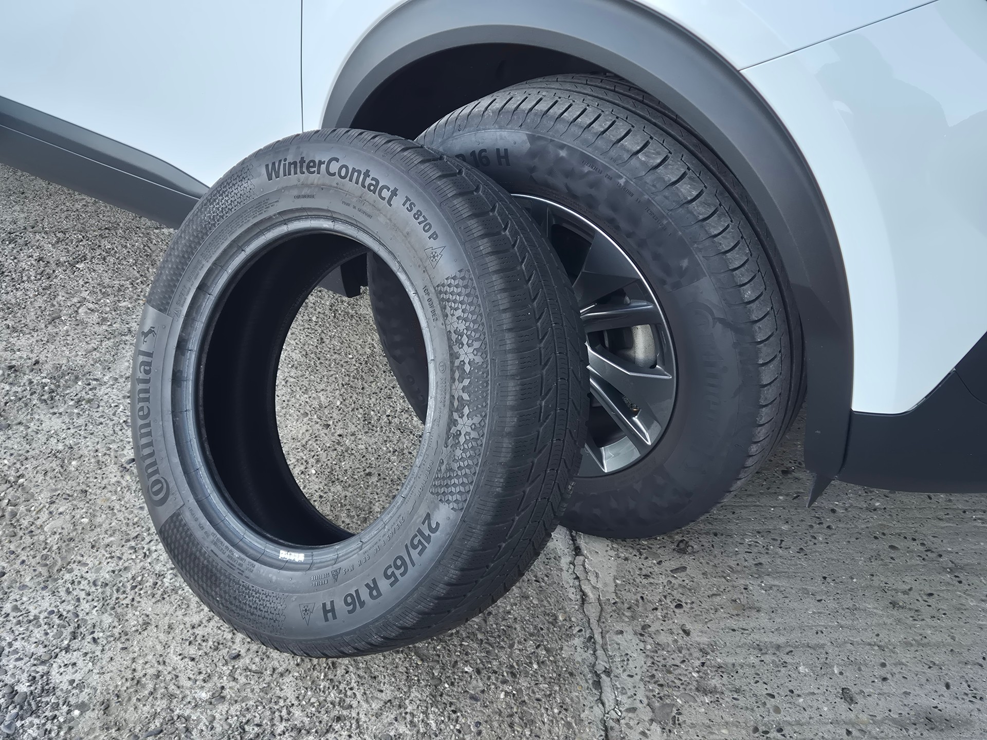 PEUGEOT 2008 1.2 PureTech Active Pack EAT8-image-10