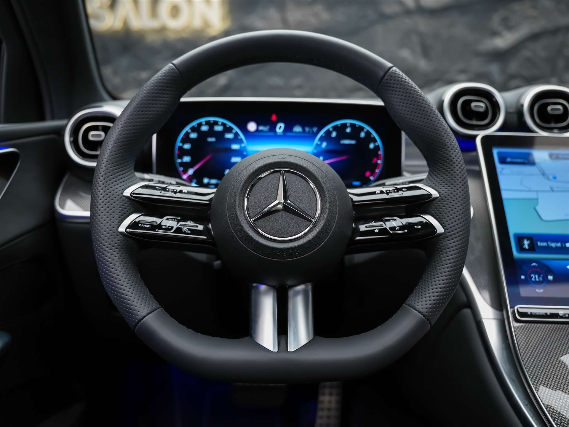 MERCEDES-BENZ GLC 300 4Matic AMG Line 9G-Tronic *Facelift*21" Felgen*Panorama*Lenkradheizung*-image-28