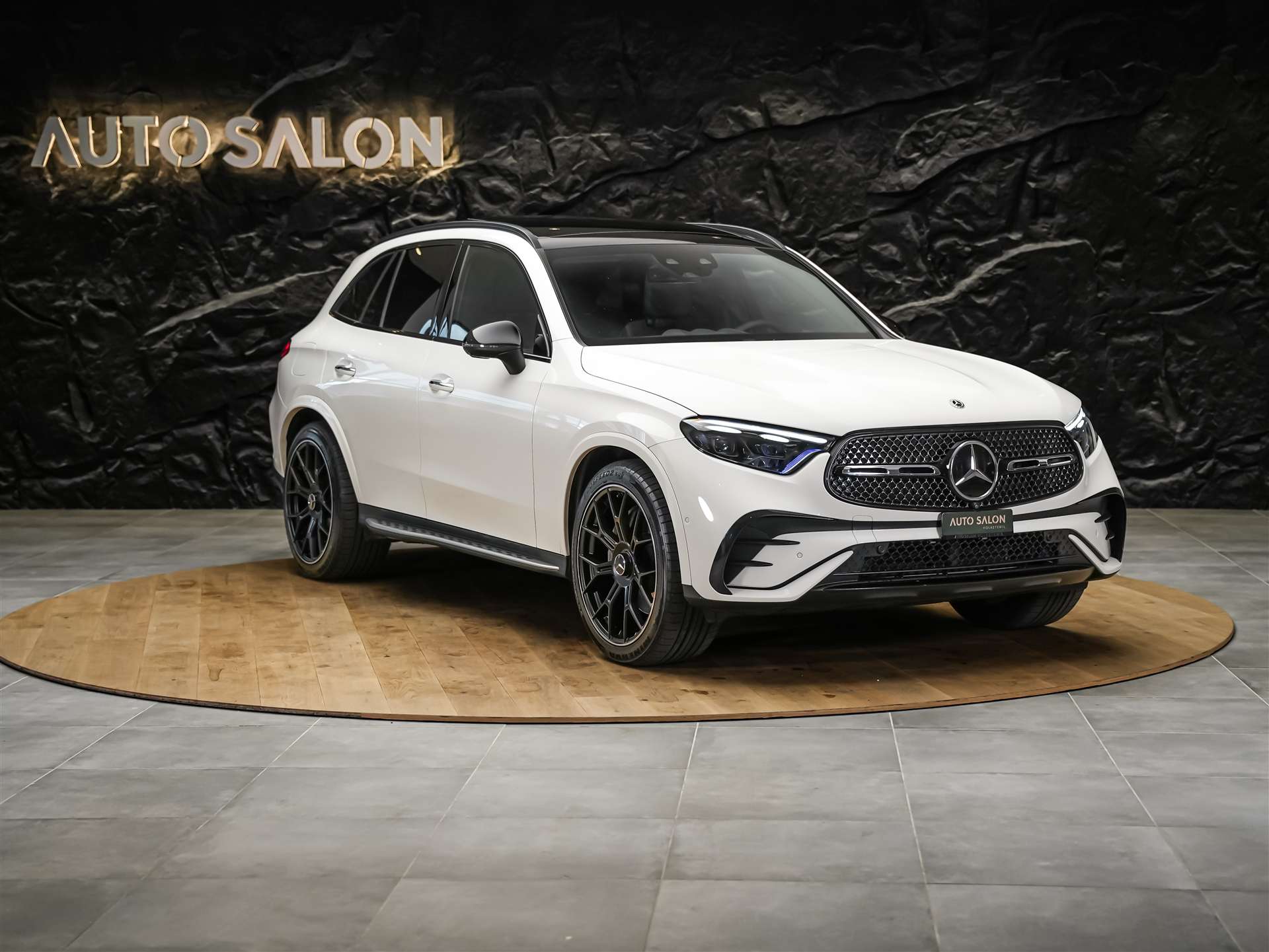 MERCEDES-BENZ GLC 300 4Matic AMG Line 9G-Tronic *Facelift*21" Felgen*Panorama*Lenkradheizung*-image-6
