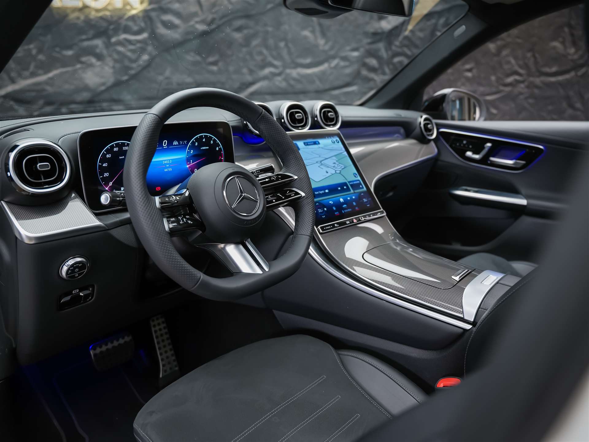 MERCEDES-BENZ GLC 300 4Matic AMG Line 9G-Tronic *Facelift*21" Felgen*Panorama*Lenkradheizung*-image-8