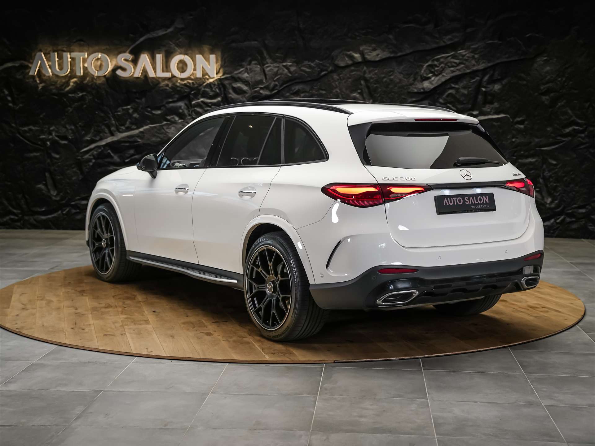 MERCEDES-BENZ GLC 300 4Matic AMG Line 9G-Tronic *Facelift*21" Felgen*Panorama*Lenkradheizung*-image-3