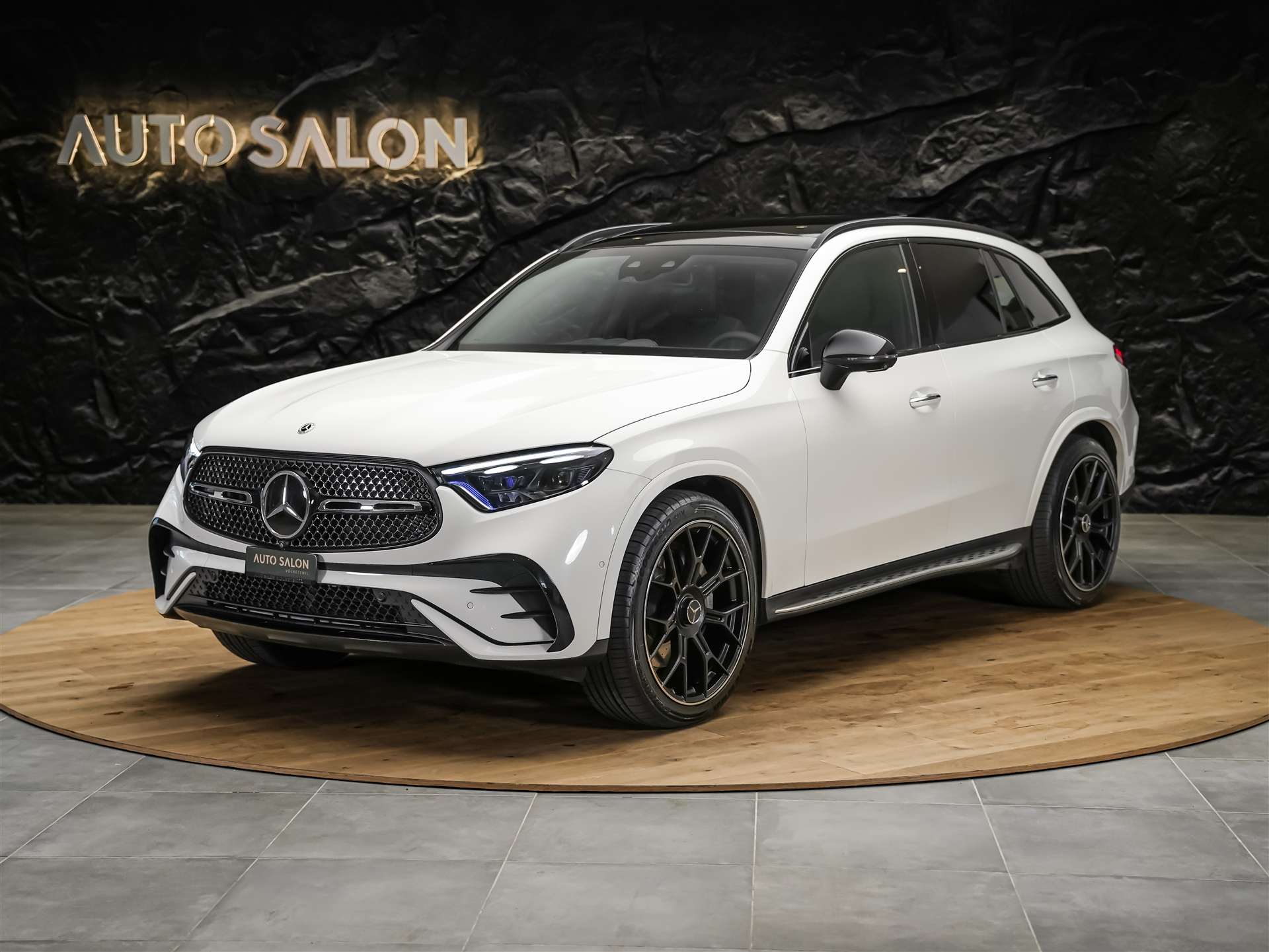MERCEDES-BENZ GLC 300 4Matic AMG Line 9G-Tronic *Facelift*21" Felgen*Panorama*Lenkradheizung*-image-1