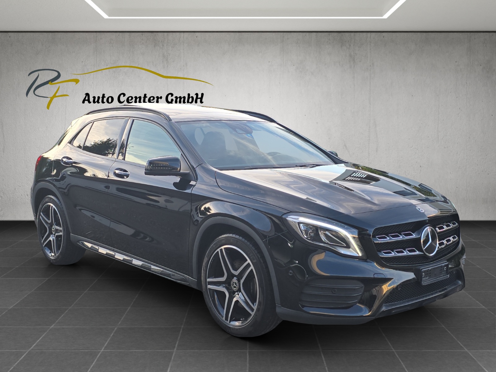 MERCEDES-BENZ GLA 250 AMG Line 4Matic 7G-DCT-image-2