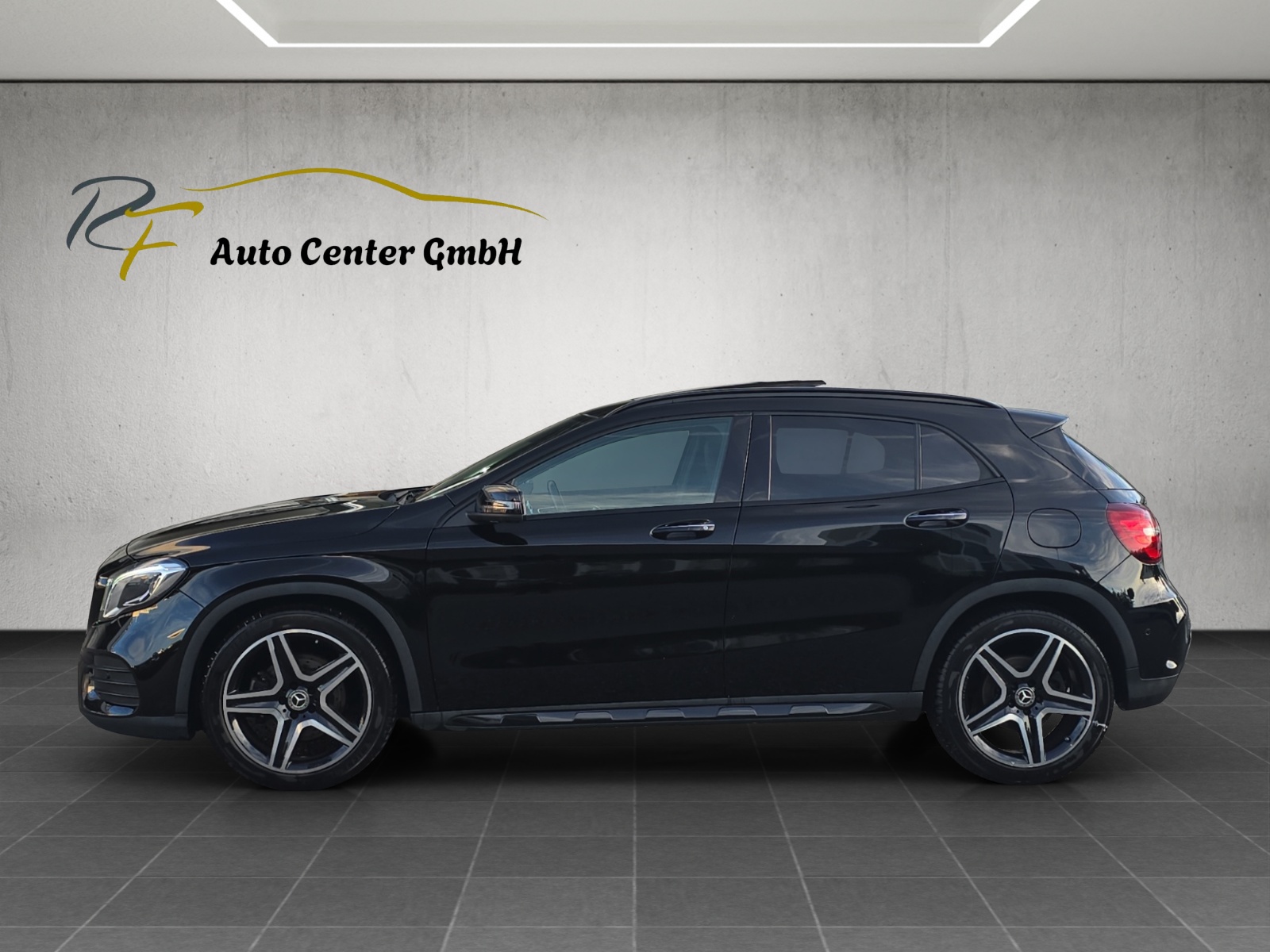MERCEDES-BENZ GLA 250 AMG Line 4Matic 7G-DCT-image-3