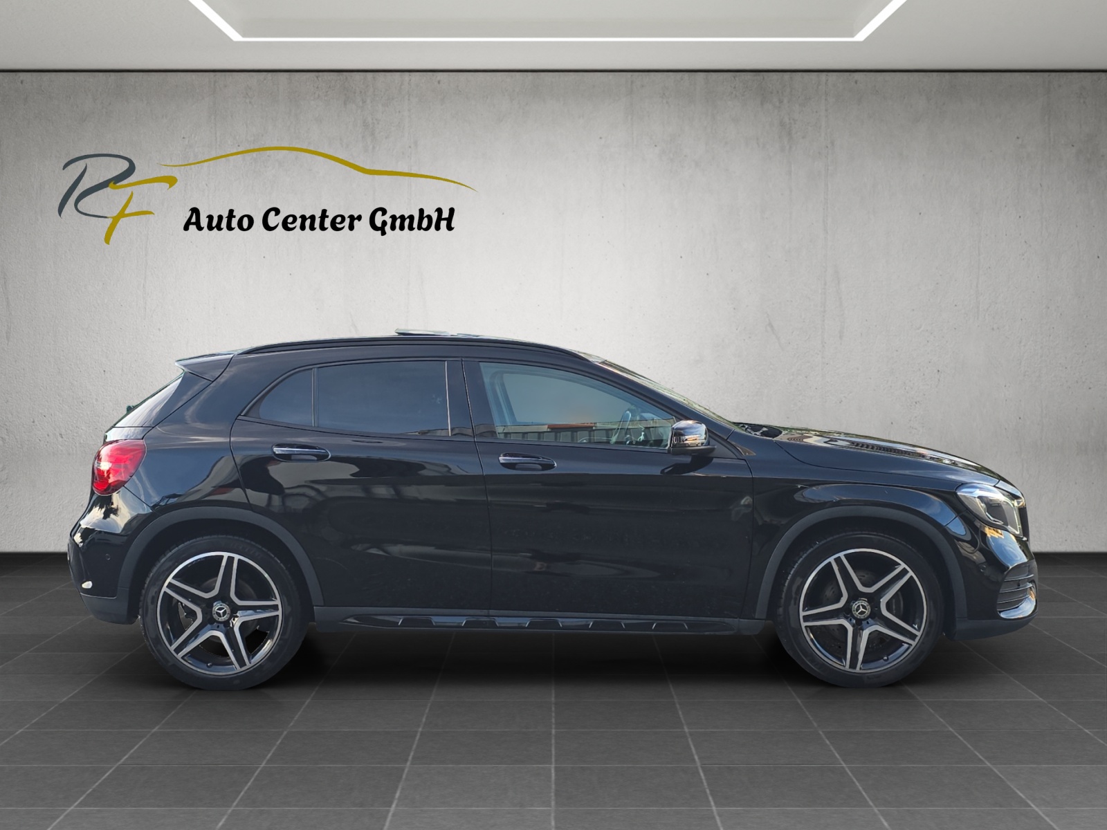 MERCEDES-BENZ GLA 250 AMG Line 4Matic 7G-DCT-image-7