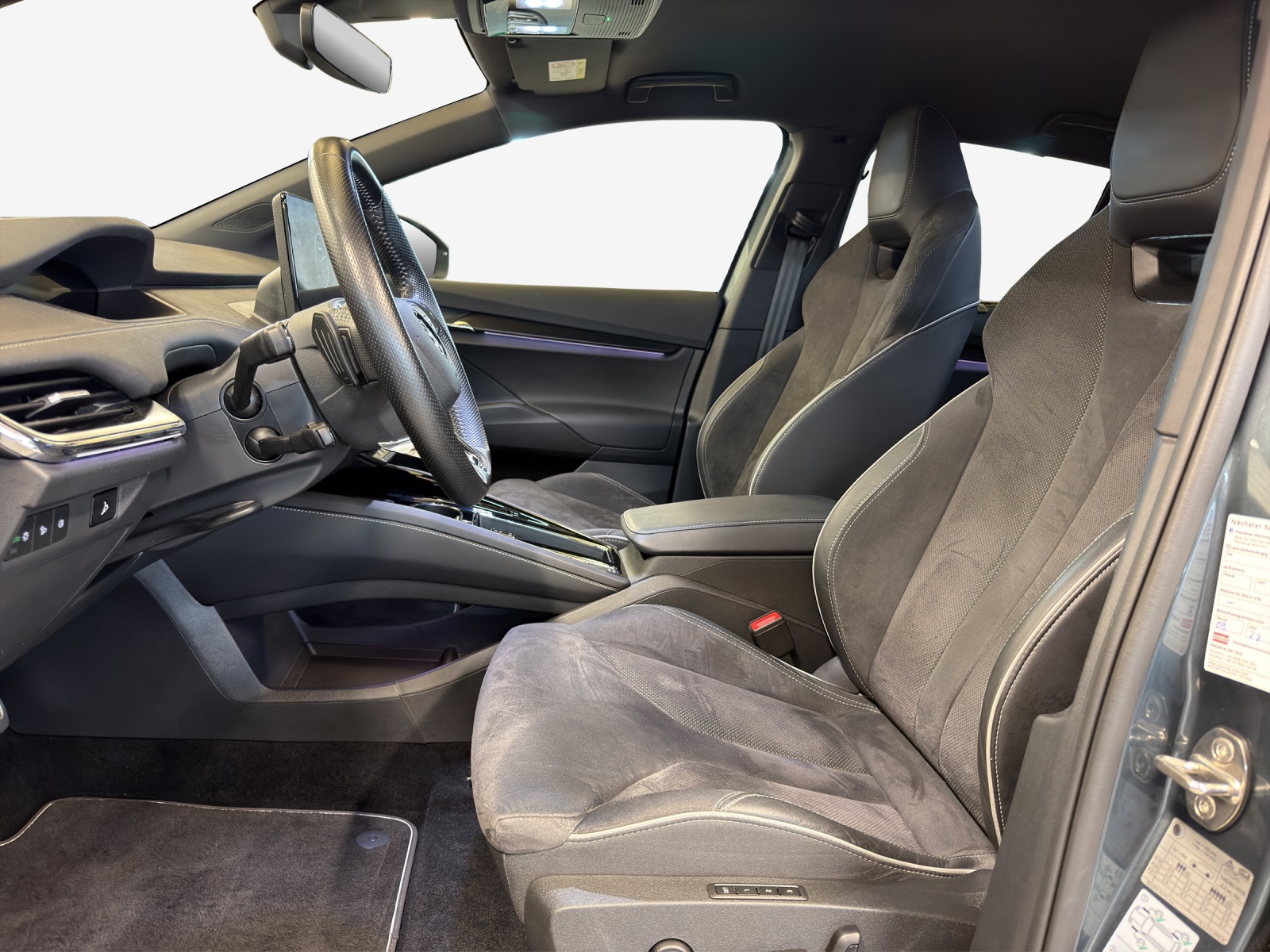 SKODA Enyaq iV 80 SportLine-image-7