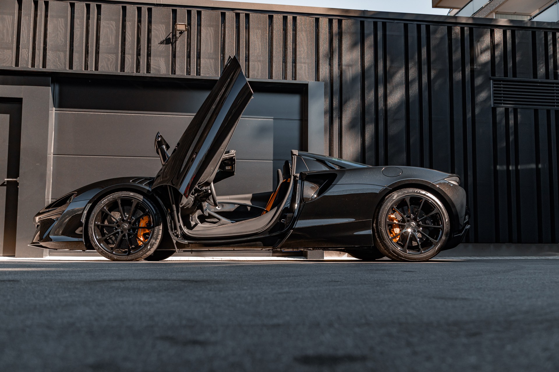 McLAREN ARTURA Spider 3.0 V6-image-2