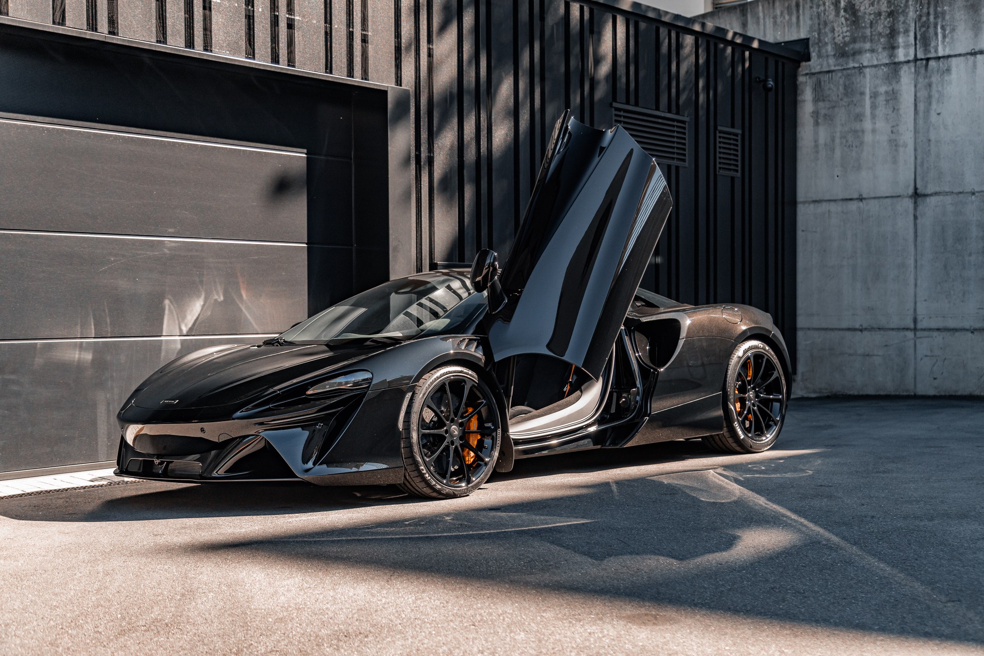 McLAREN ARTURA Spider 3.0 V6-image-1