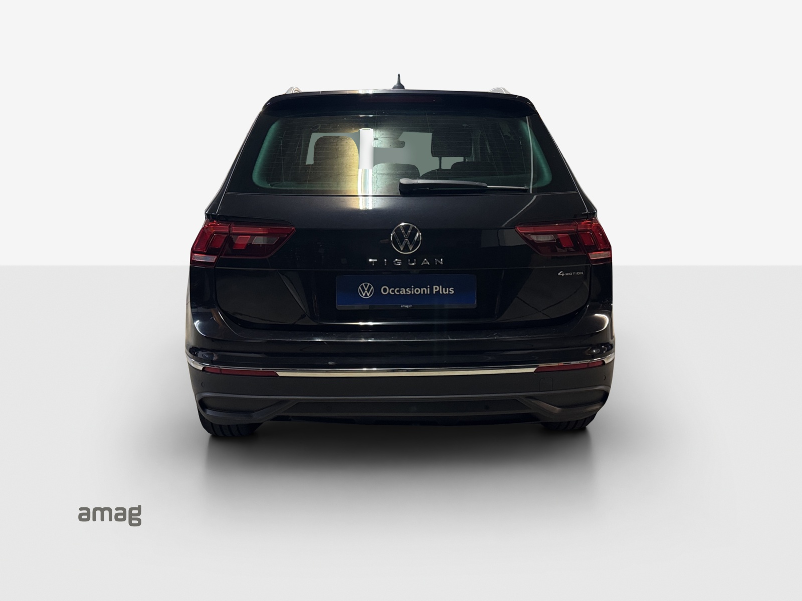 VW Tiguan 2.0TSI Life 4Motion DSG-image-11
