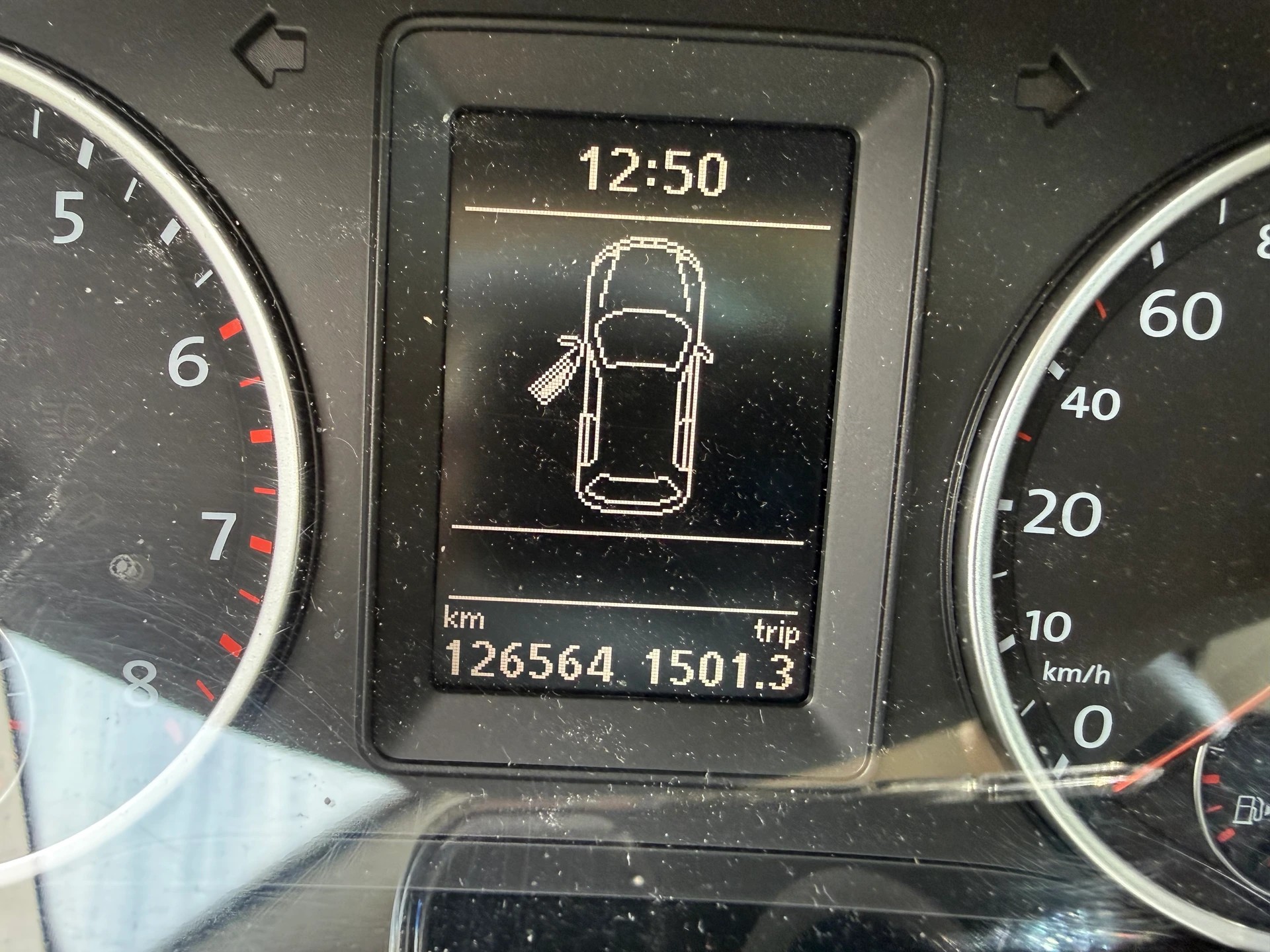 VW Tiguan 2.0 TSI Sport&Style DSG-image-10