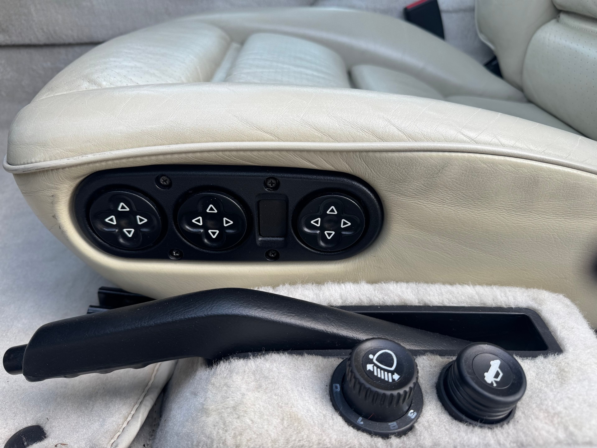 PORSCHE 928 S4 *Veteranenfahrzeug*-image-11