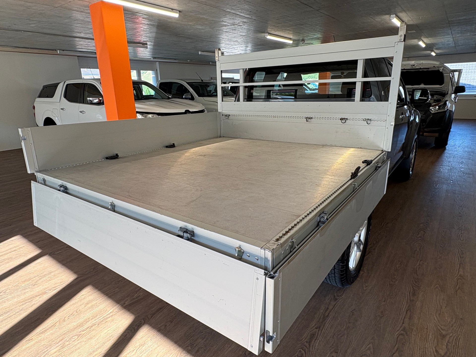 ISUZU D-MAX 1.9 SpaceCab Solar Plus 4x4 A-image-6