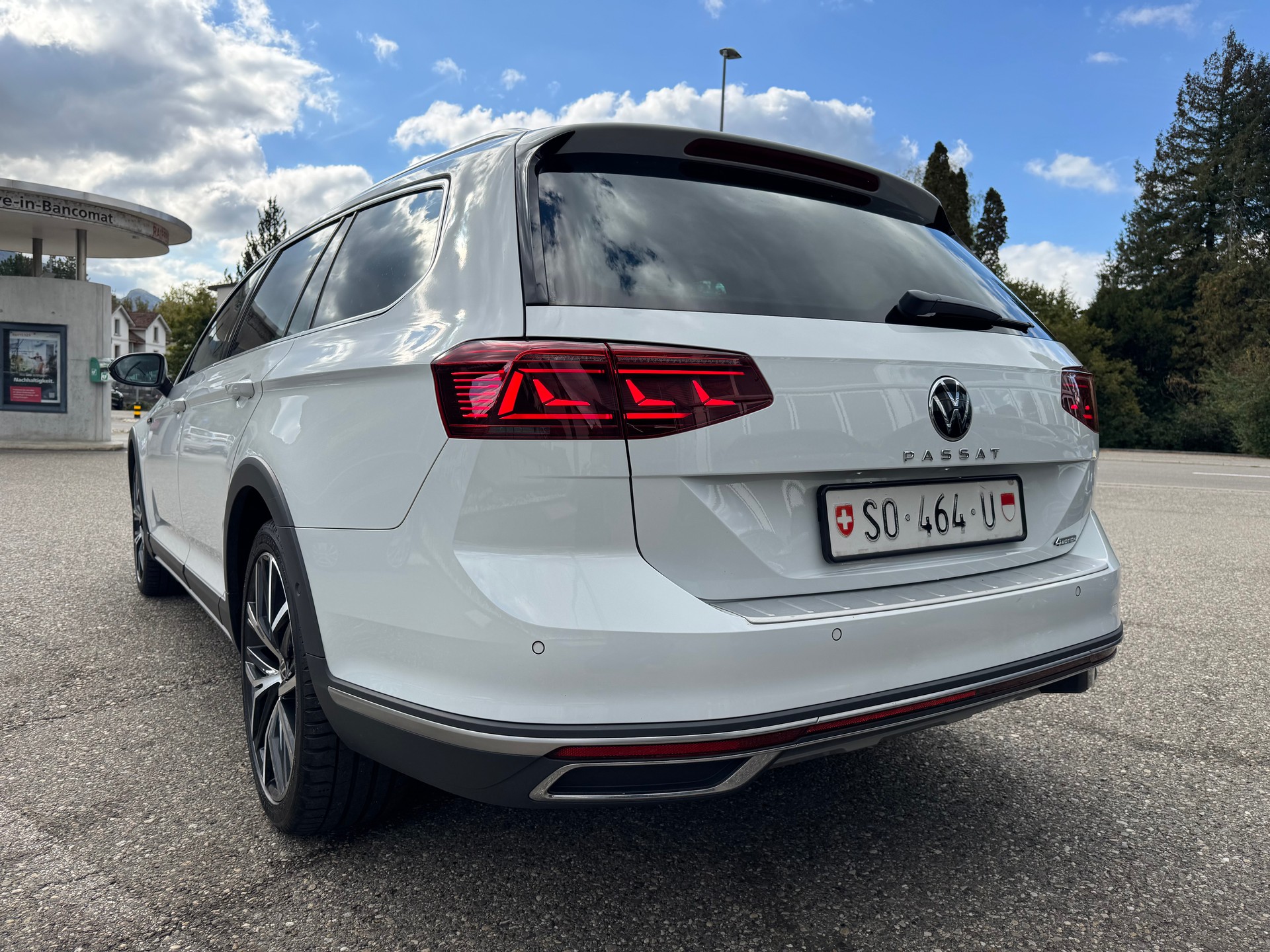 VW Passat Alltrack 2.0 TDI 4Motion DSG-image-7