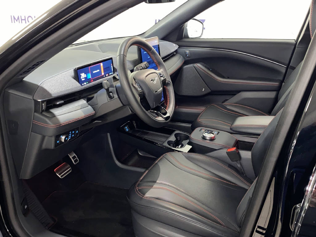 FORD Mustang Mach-E Extended AWD-image-15