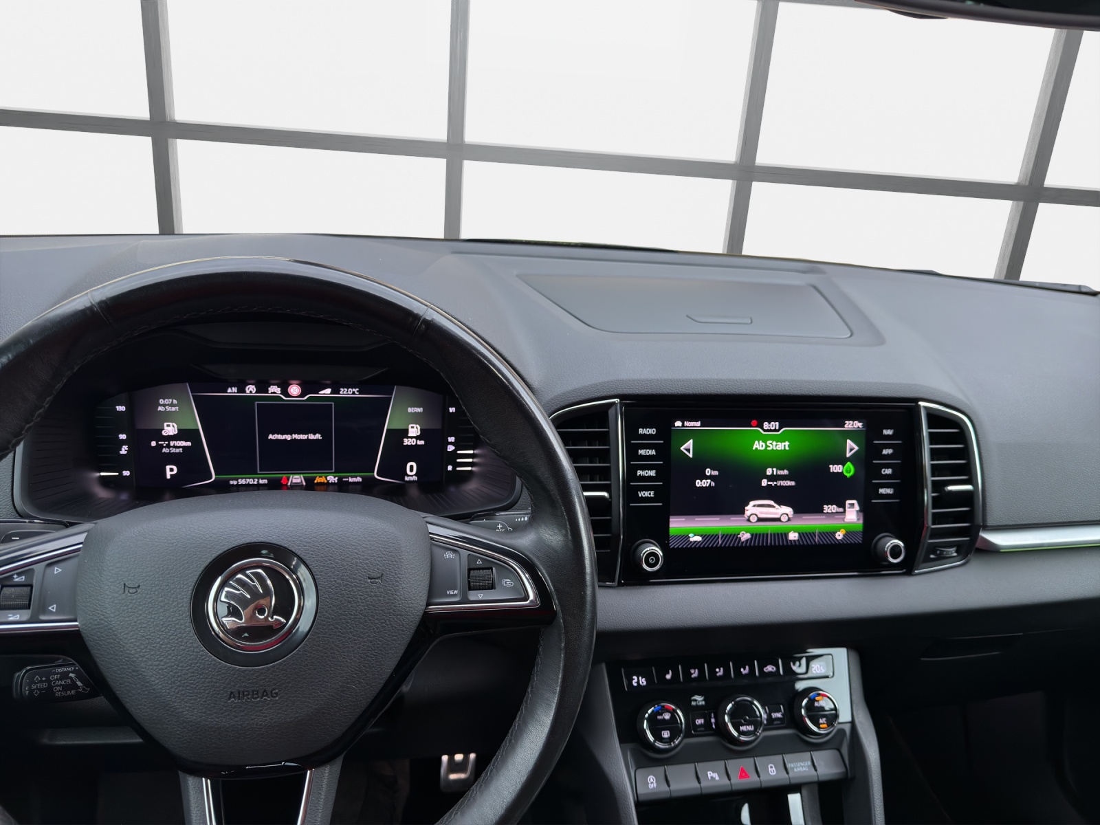 SKODA Karoq 2.0 TDI CR Ambition 4x4 DSG-image-10
