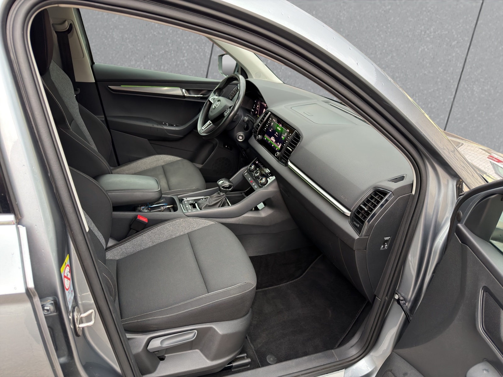 SKODA Karoq 2.0 TDI CR Ambition 4x4 DSG-image-12