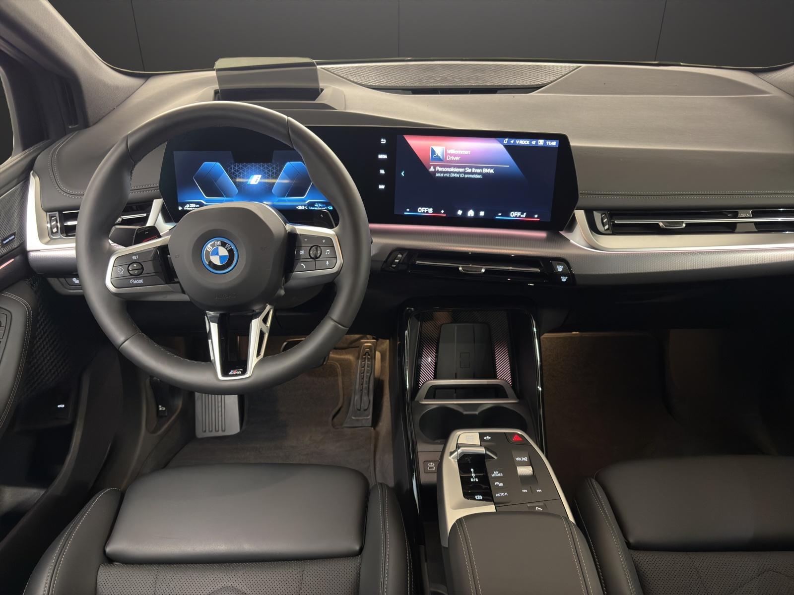 BMW 230e Active Tourer M Sport-image-7