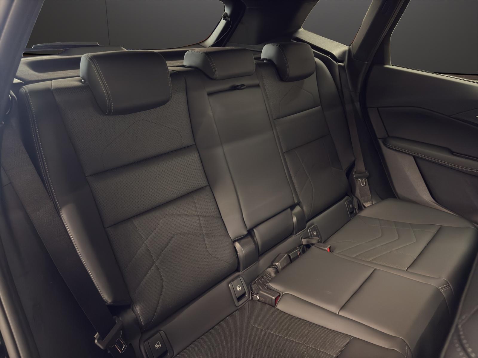 BMW 230e Active Tourer M Sport-image-18