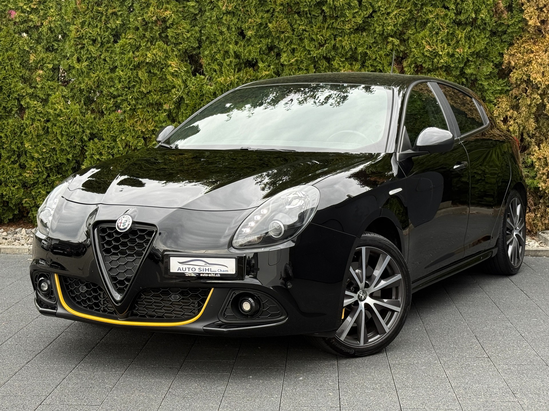 ALFA ROMEO Giulietta 1.4 Turbo Sprint / 1.Hand-image-2