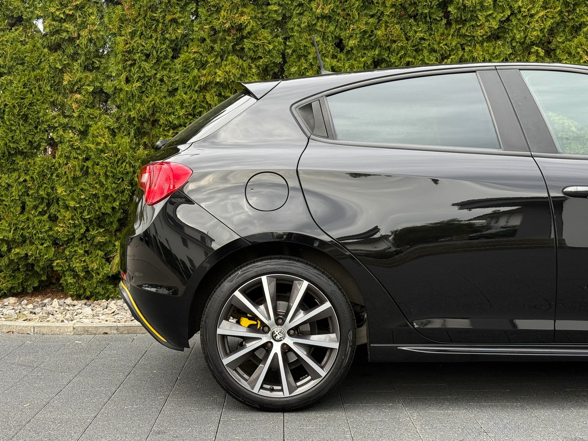 ALFA ROMEO Giulietta 1.4 Turbo Sprint / 1.Hand-image-12