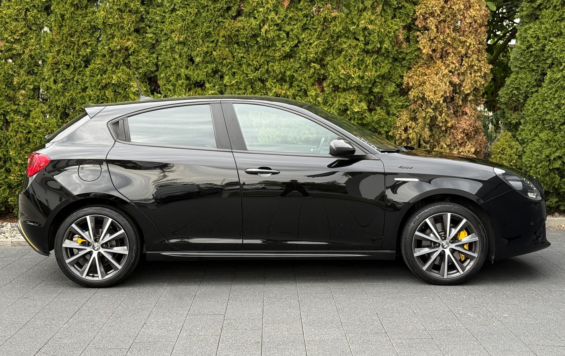 ALFA ROMEO Giulietta 1.4 Turbo Sprint / 1.Hand-image-11