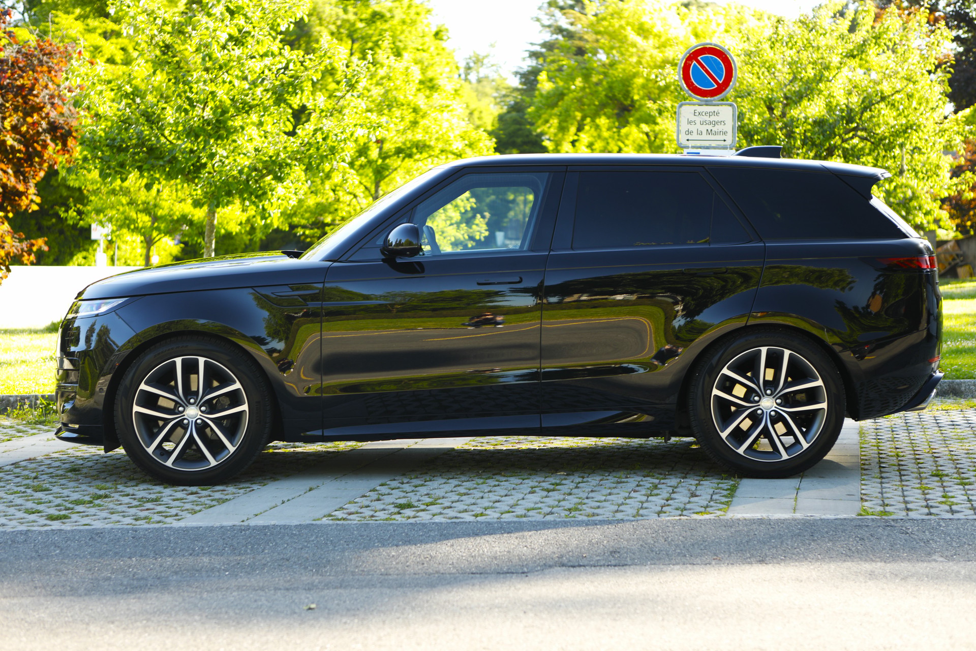 LAND ROVER Range Rover Sport P530 4.4 V8 First Edition Automatic-image-7