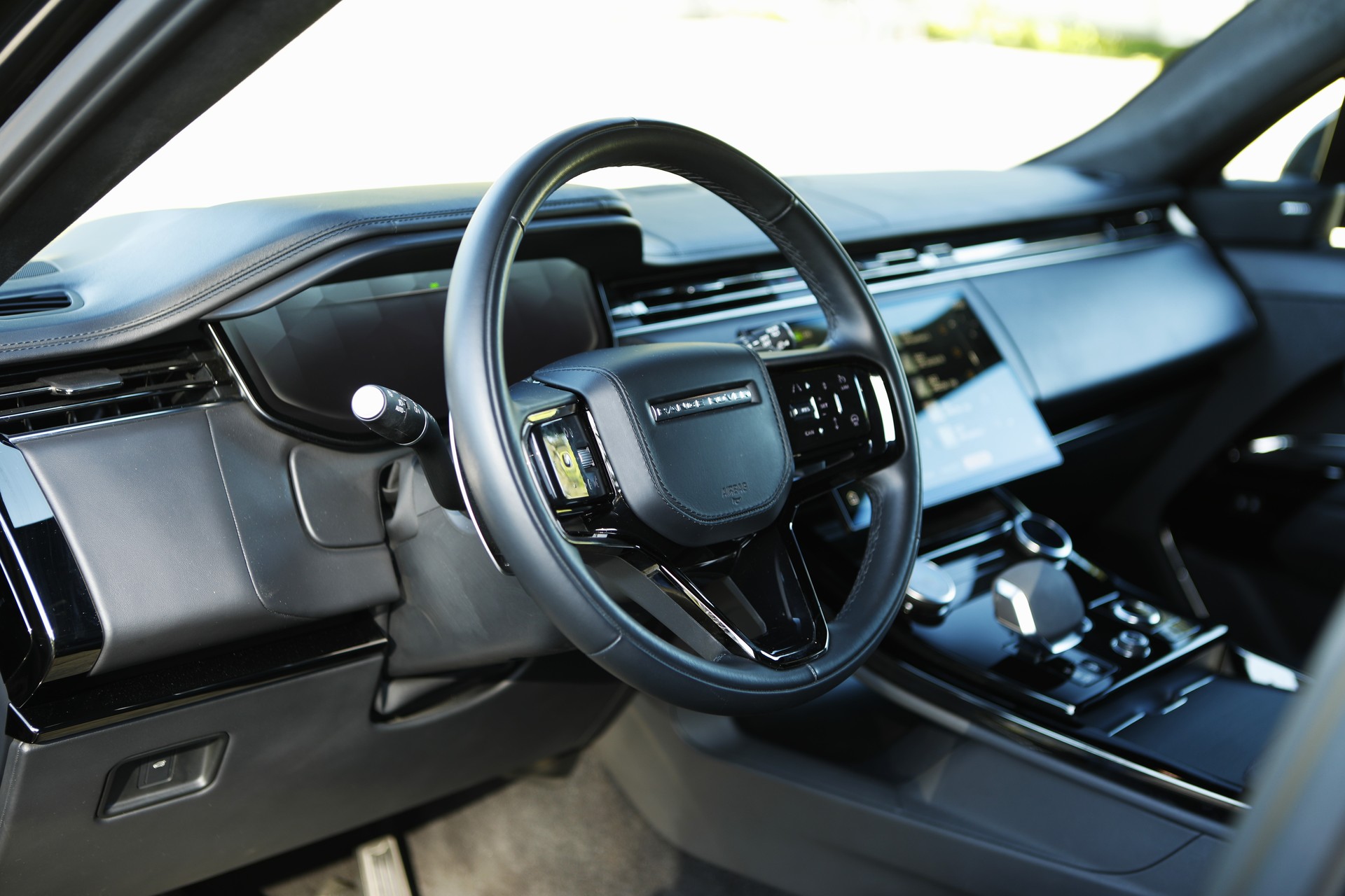 LAND ROVER Range Rover Sport P530 4.4 V8 First Edition Automatic-image-5