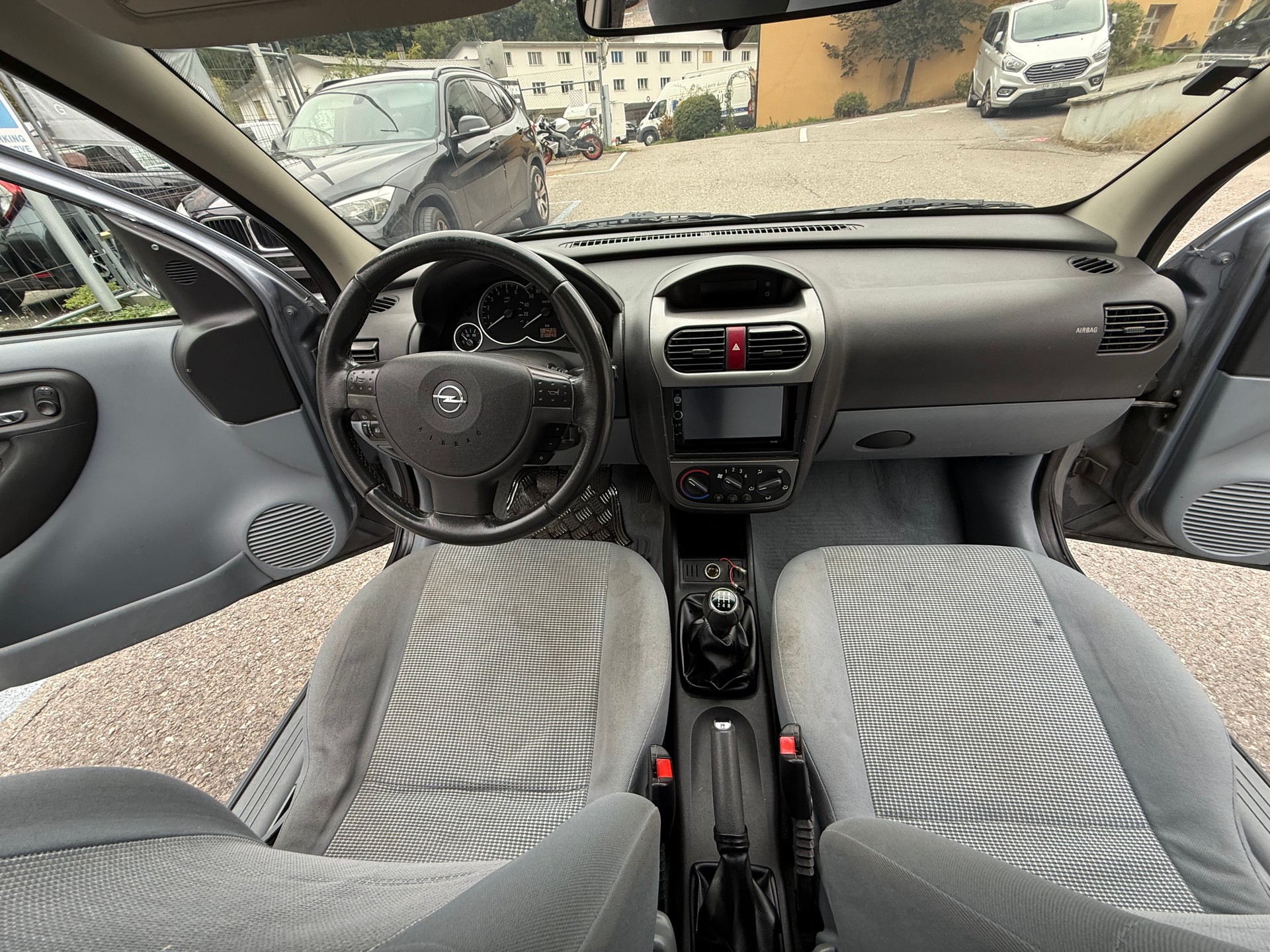 OPEL Corsa 1.7 CDTi Enjoy-image-22