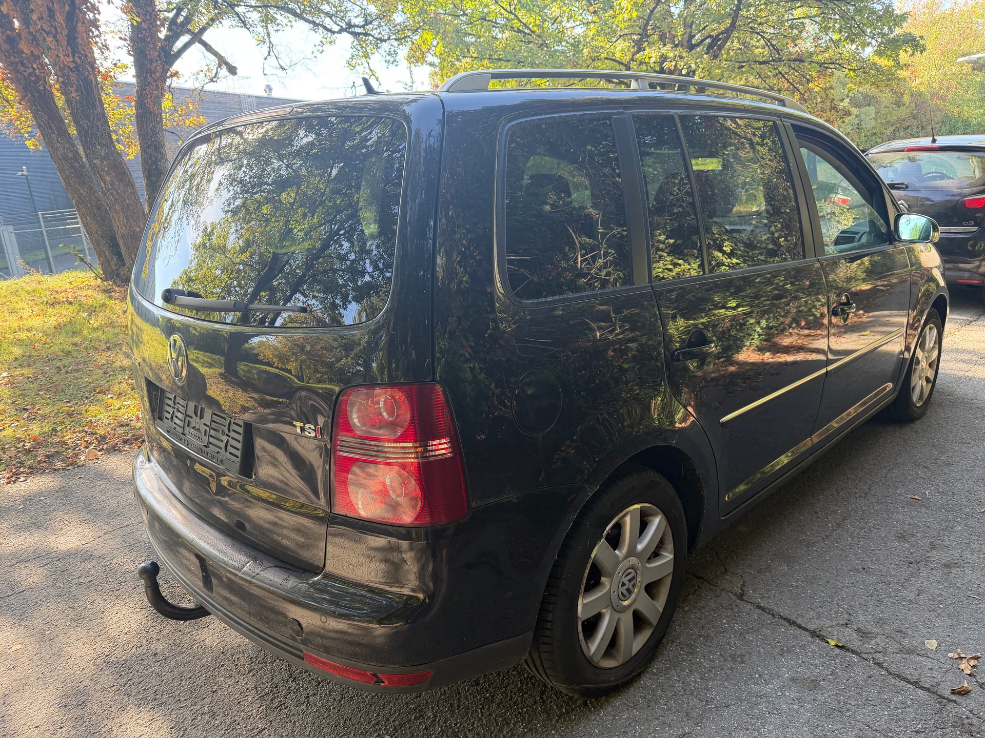 VW TOURAN-image-3