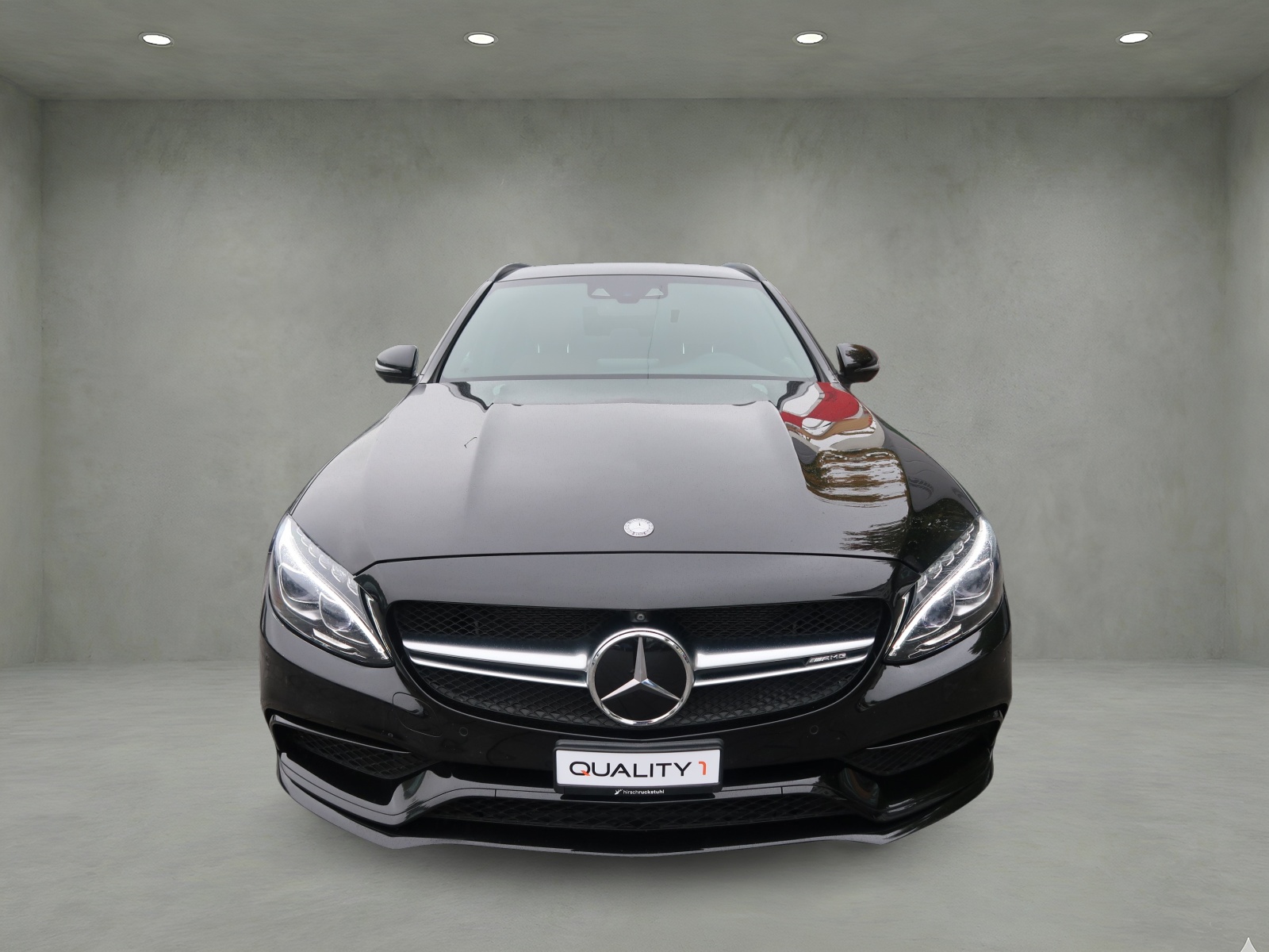 MERCEDES-BENZ C 63 AMG Speedshift-showroom-element-1