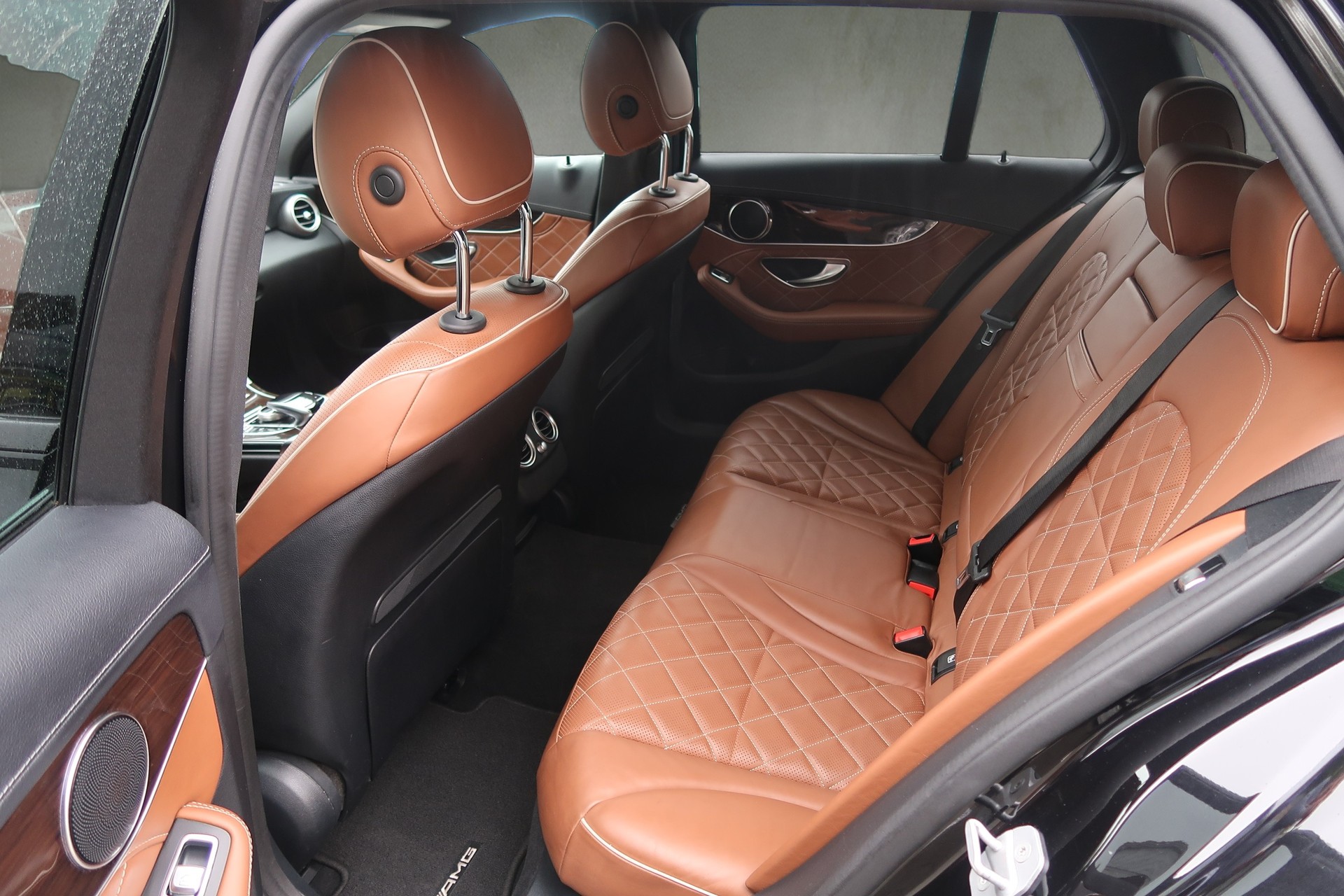 MERCEDES-BENZ C 63 AMG Speedshift-image-8