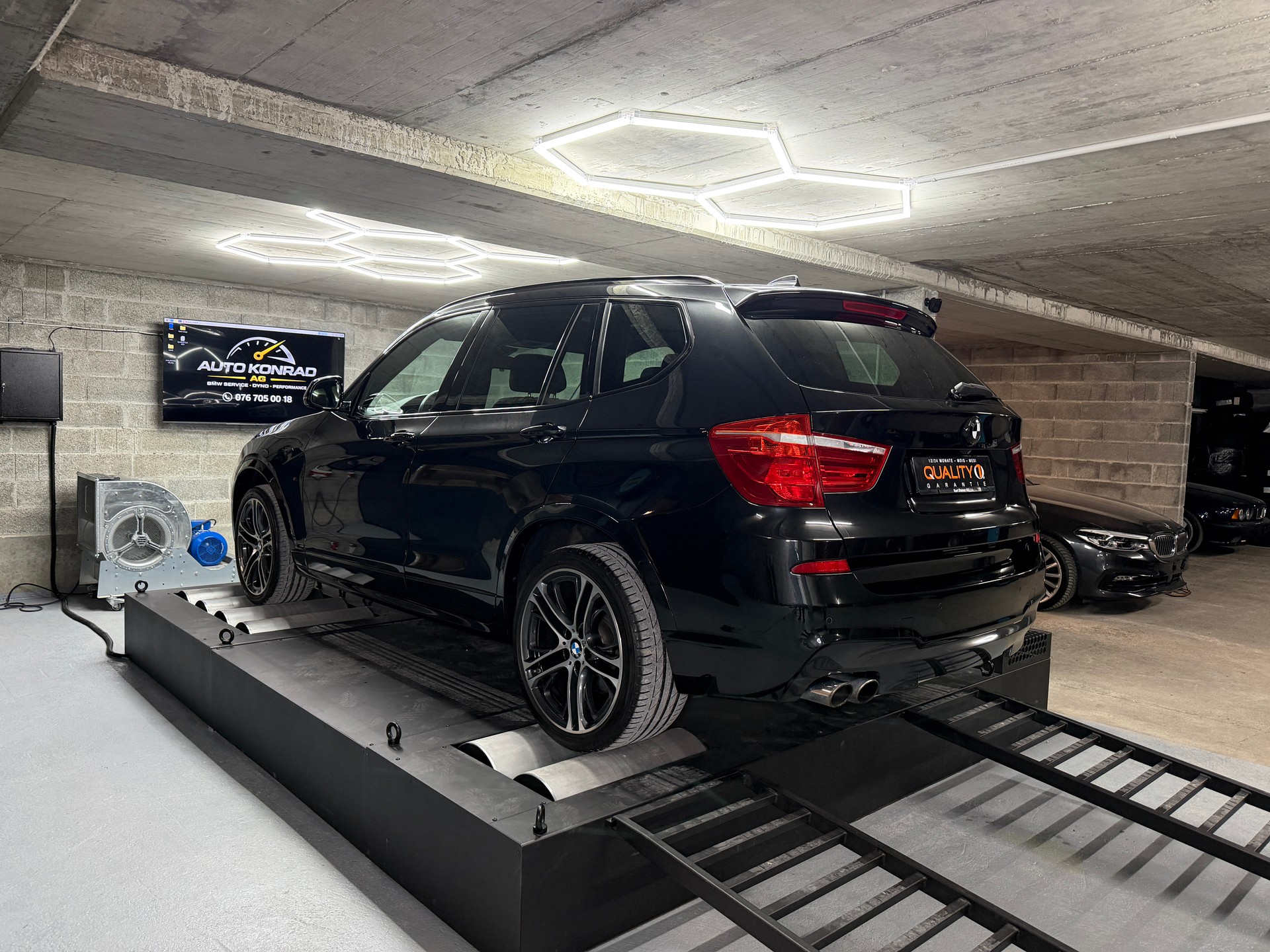 BMW X3 xDrive 35i Steptronic-image-3