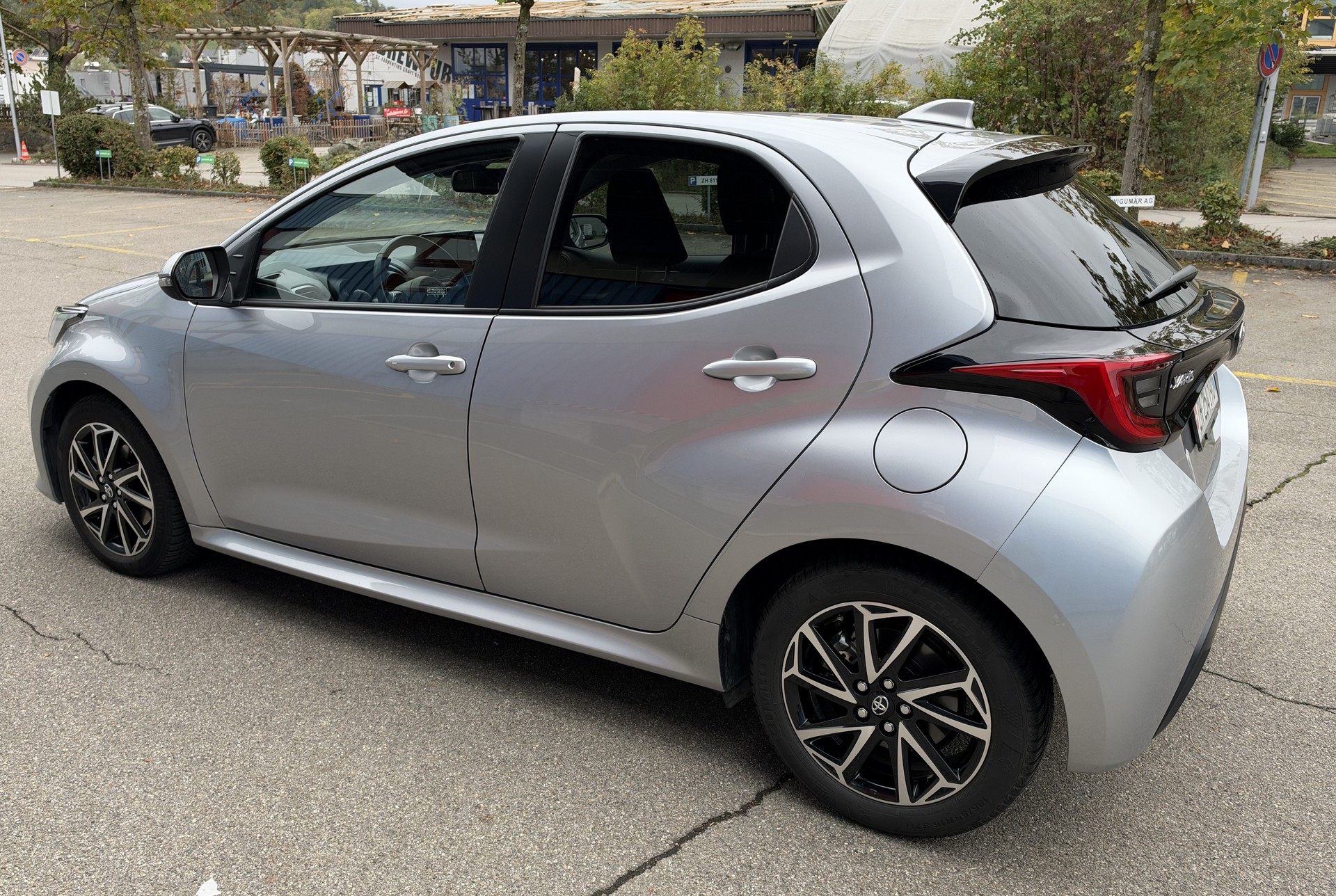 TOYOTA 1.5 VVT-i HSD Trend-image-2