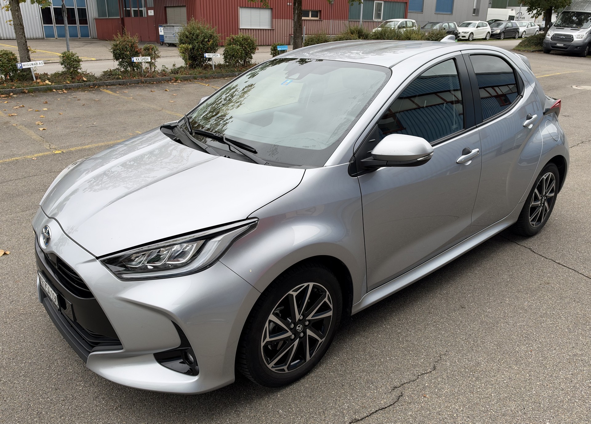 TOYOTA 1.5 VVT-i HSD Trend-image-1