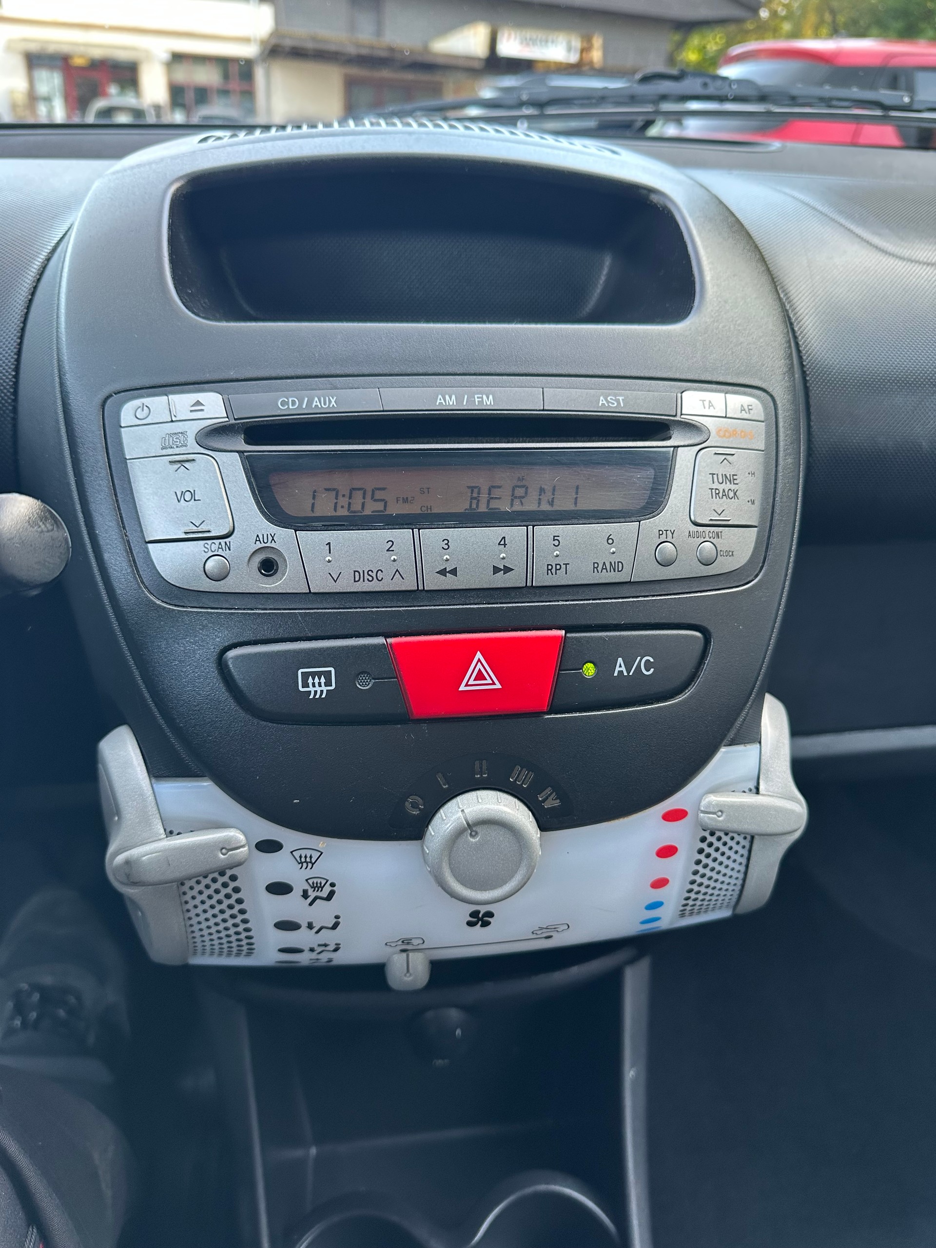 PEUGEOT 107 1.0 Active FIXPREIS-image-15