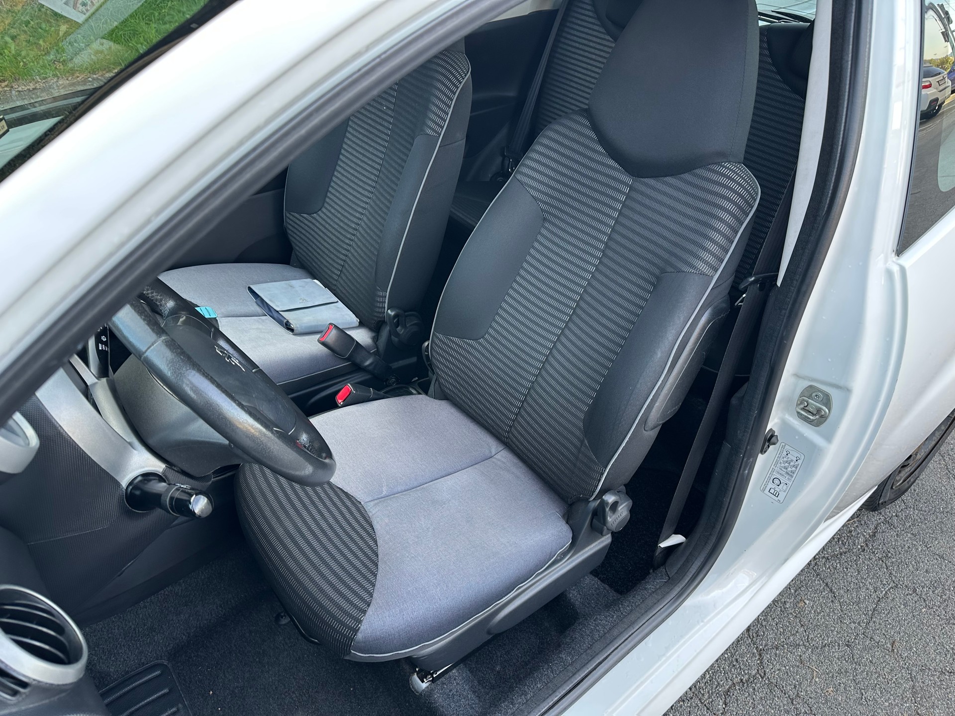 PEUGEOT 107 1.0 Active FIXPREIS-image-11