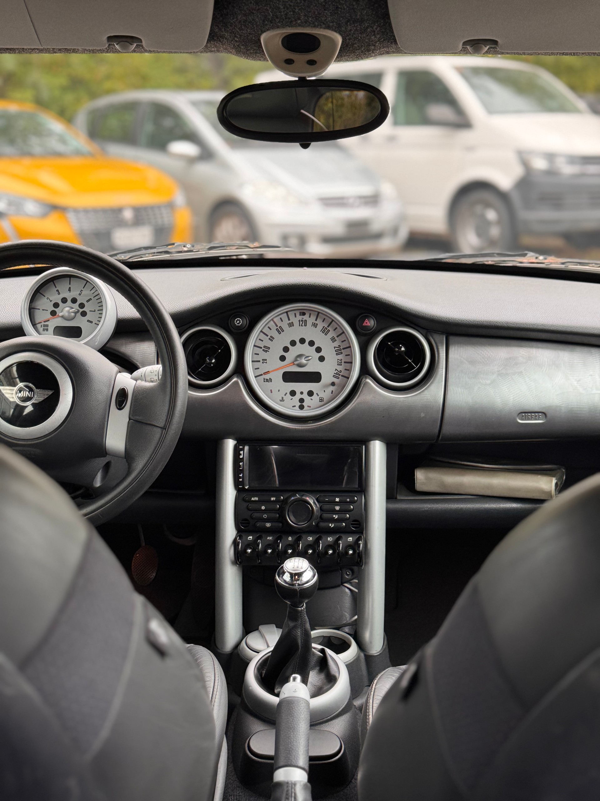 MINI Mini Cooper S-image-10