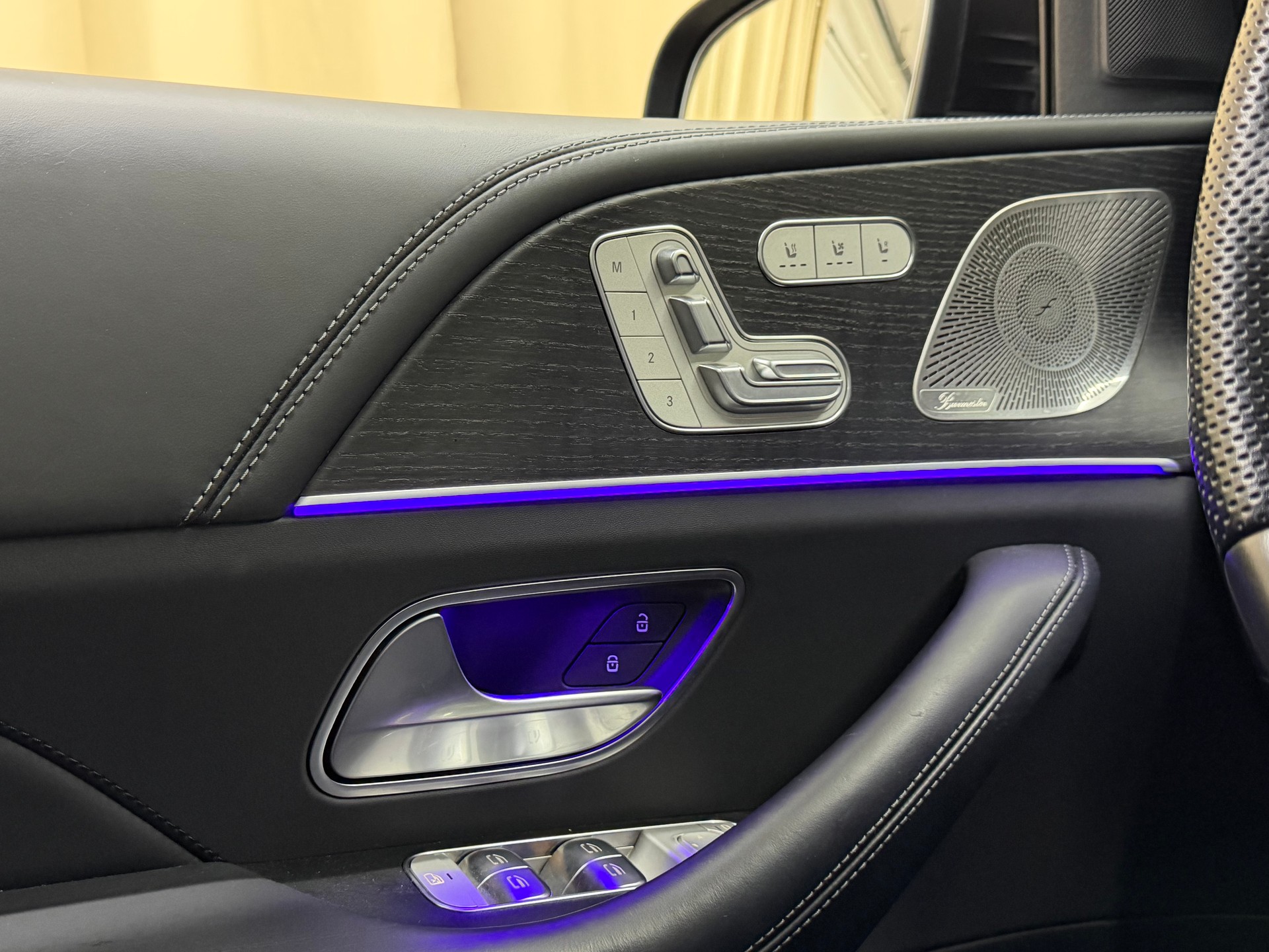 MERCEDES-BENZ GLE 63 AMG-image-12