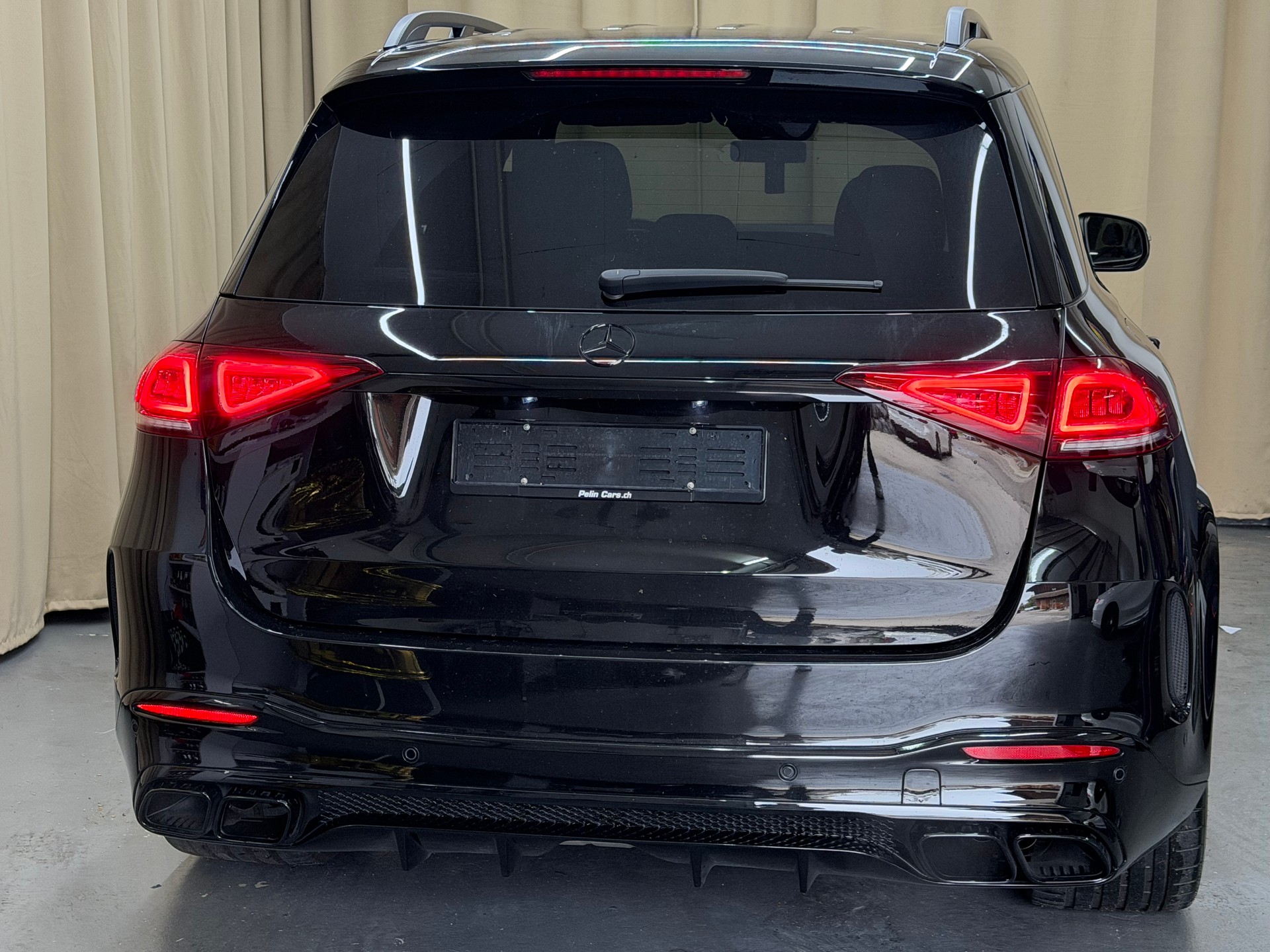 MERCEDES-BENZ GLE 63 AMG-image-4
