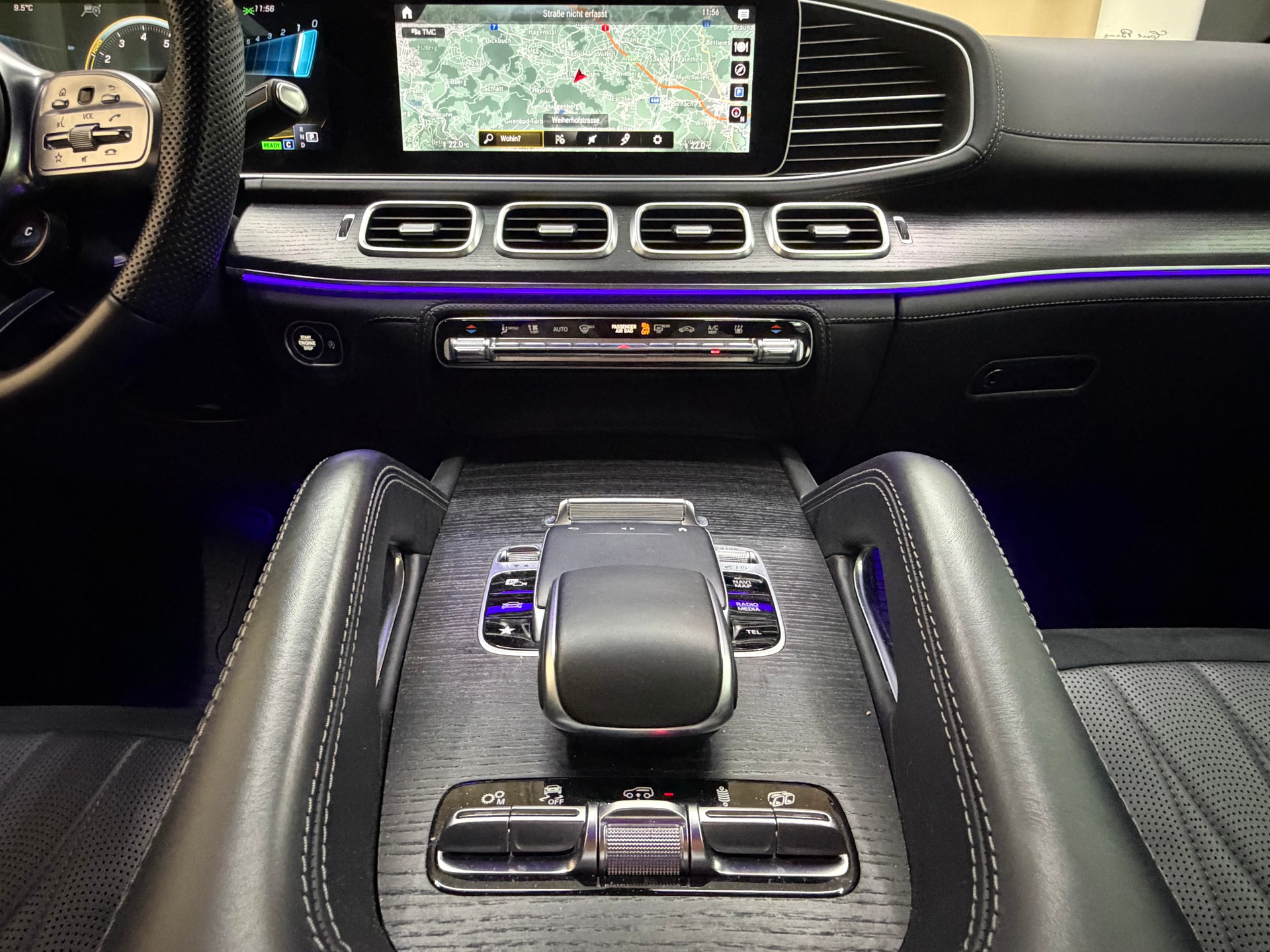 MERCEDES-BENZ GLE 63 AMG-image-9