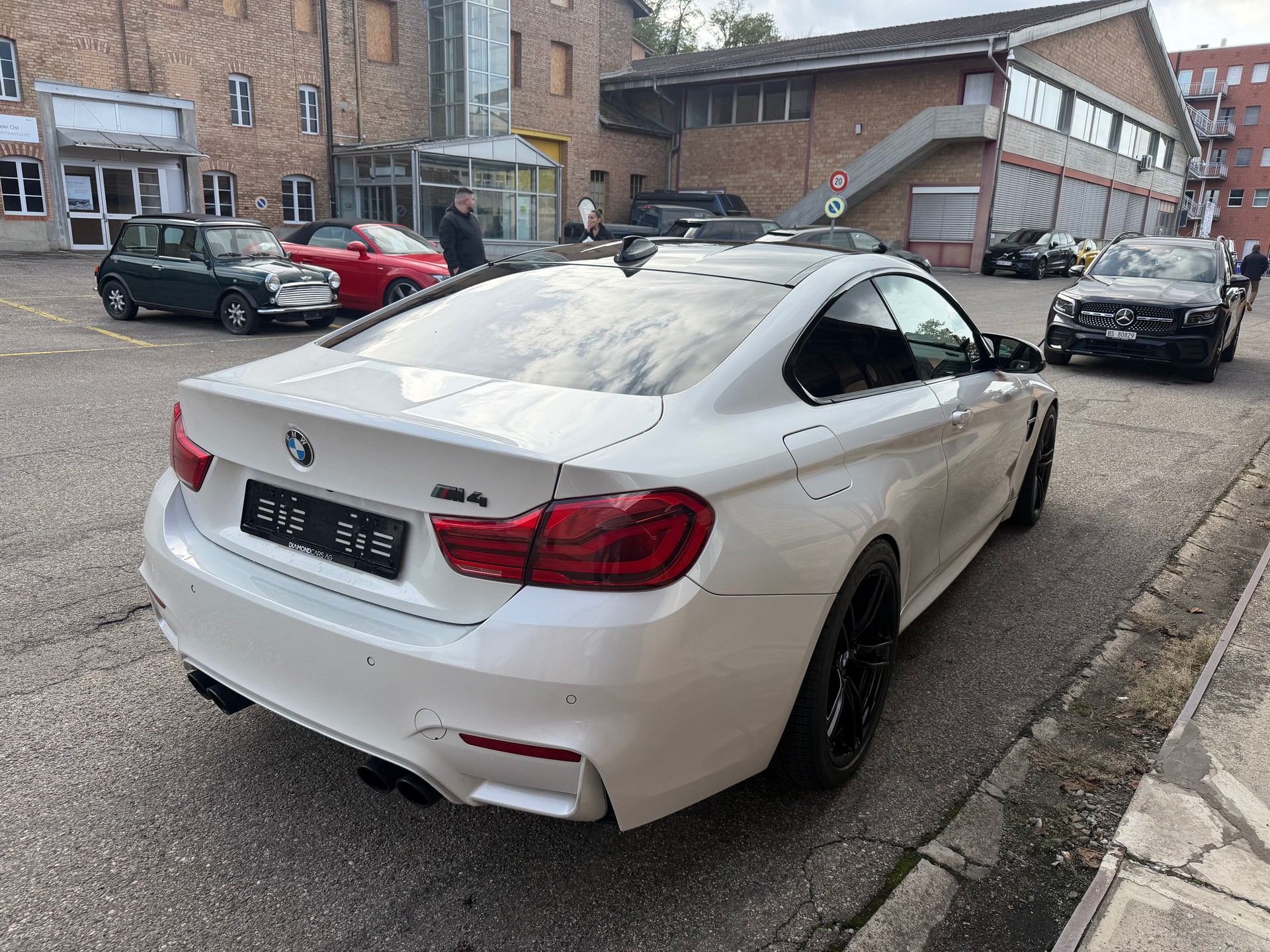 BMW M4 Coupé DKG-image-6