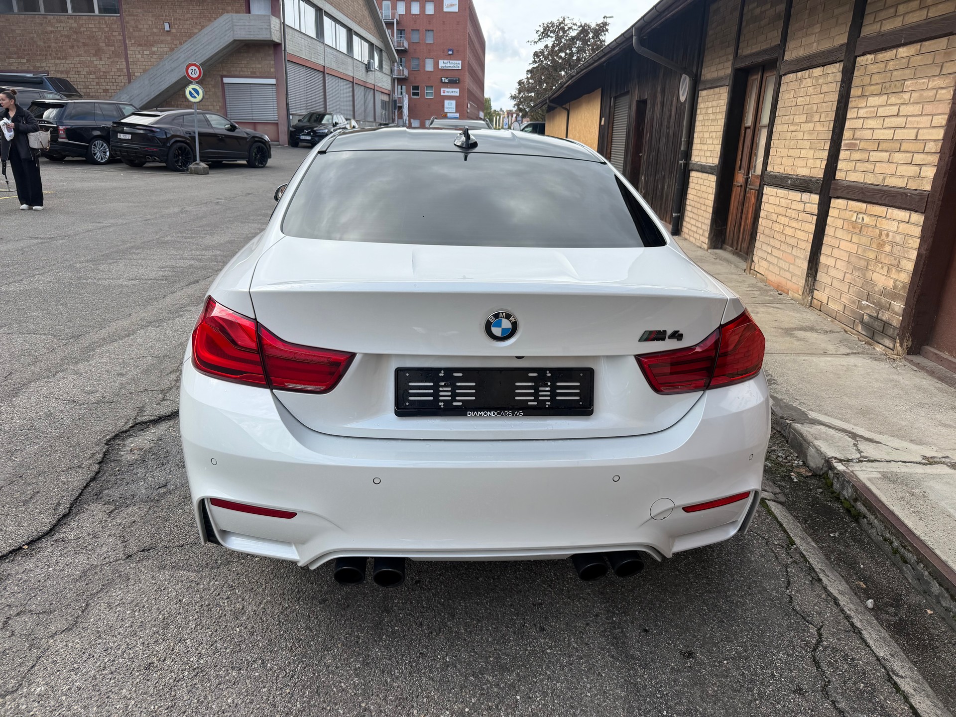 BMW M4 Coupé DKG-image-5
