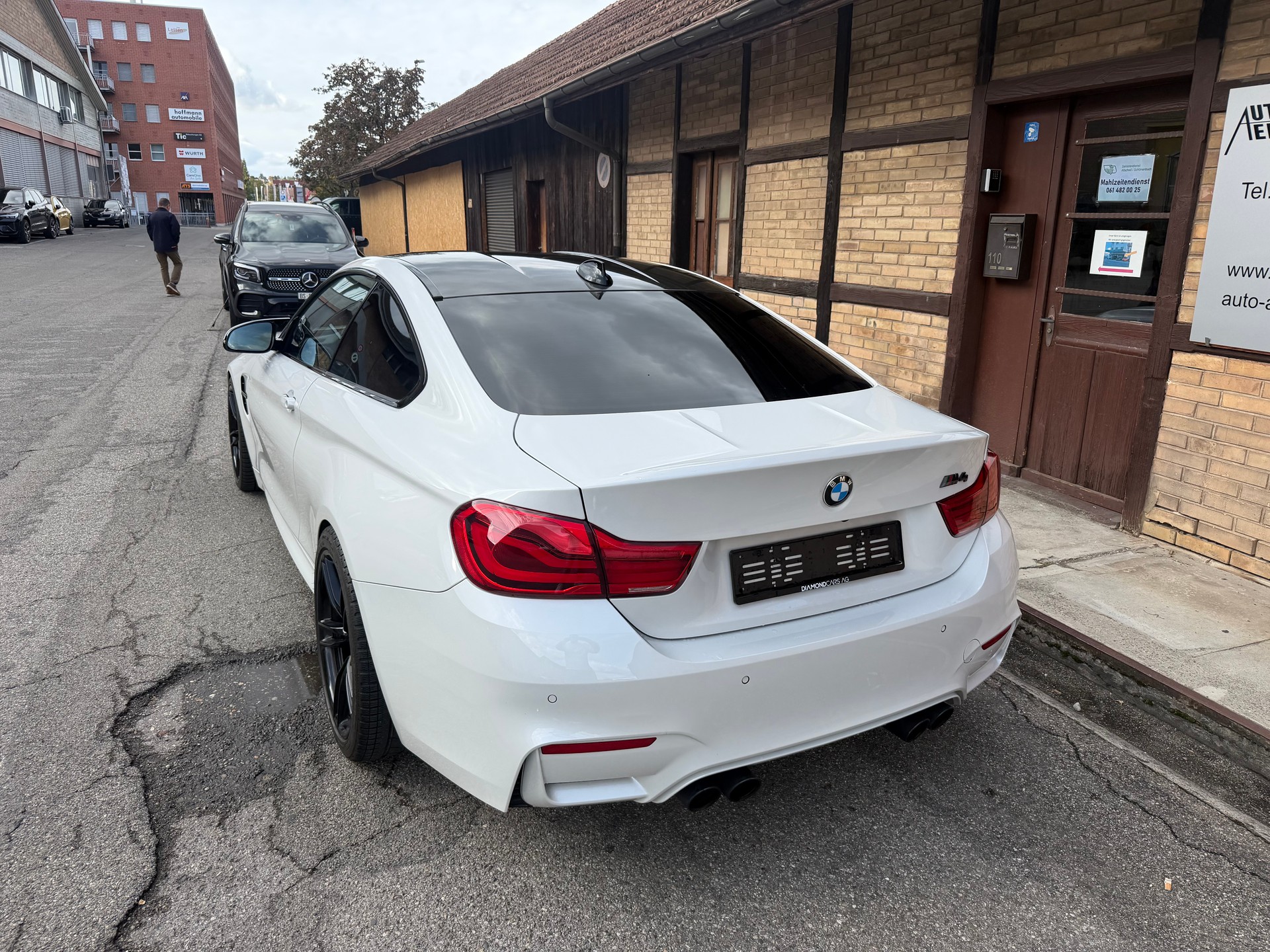 BMW M4 Coupé DKG-image-4