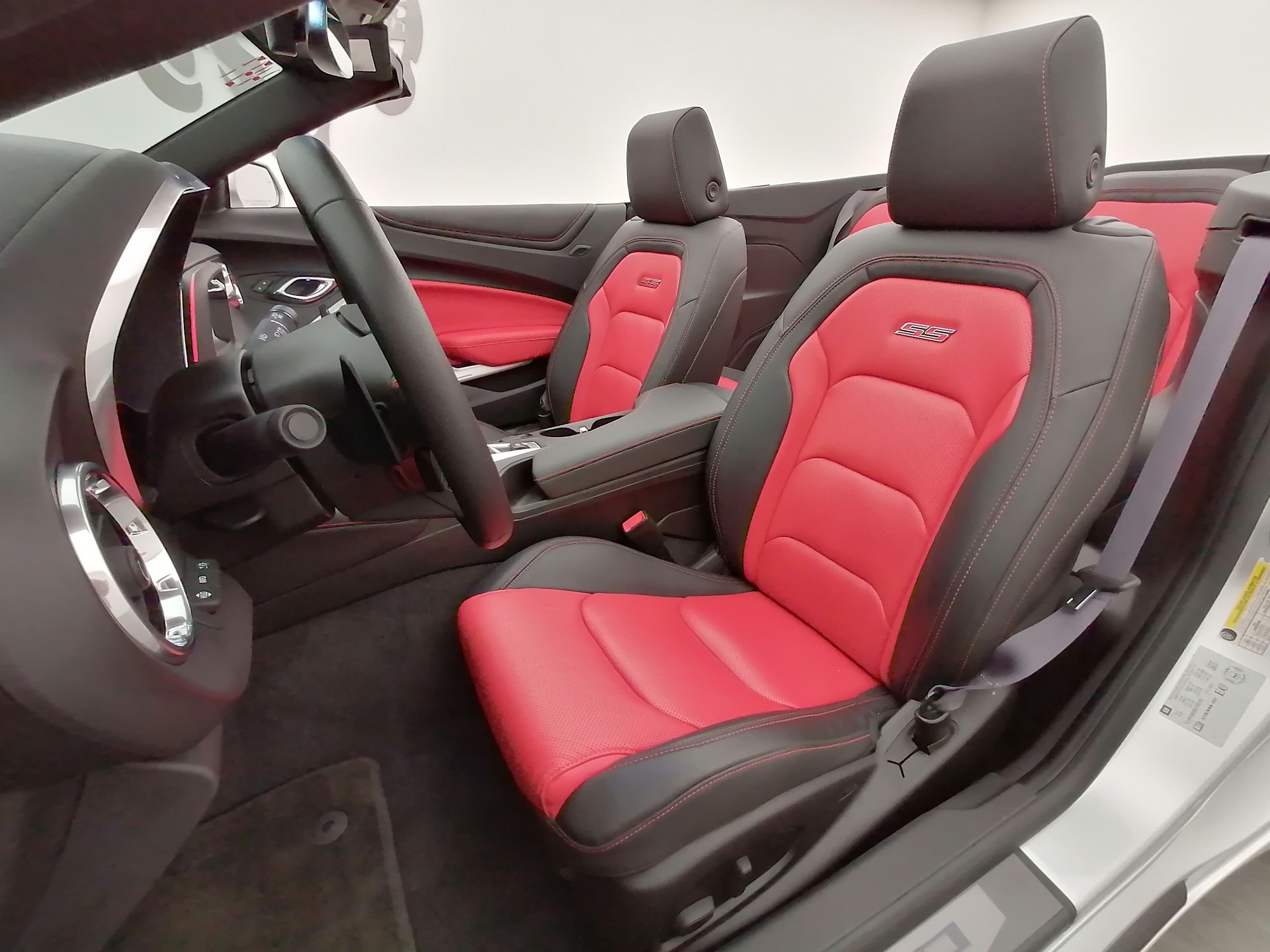 CHEVROLET Camaro SS 6.2 Convertible-image-7