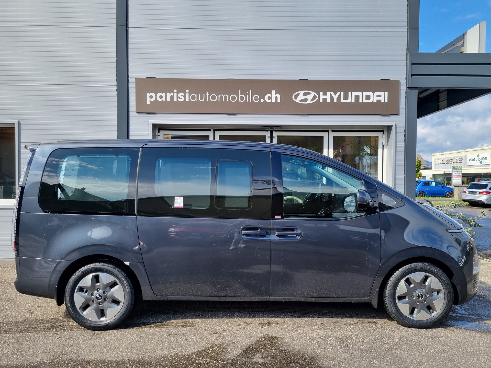 HYUNDAI Staria Wagon 2.2 CRDi Vertex 4WD A-image-3