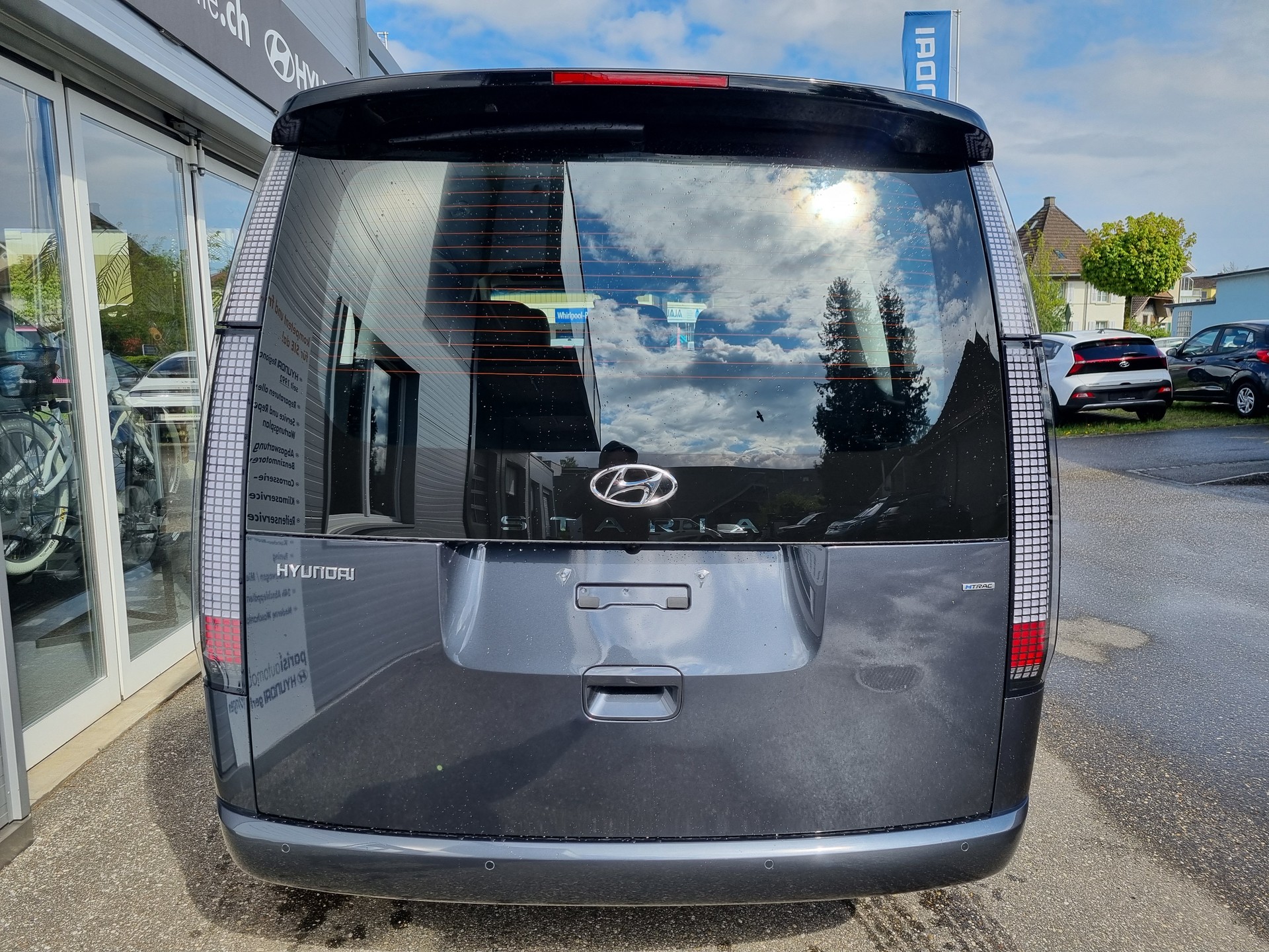 HYUNDAI Staria Wagon 2.2 CRDi Vertex 4WD A-image-5